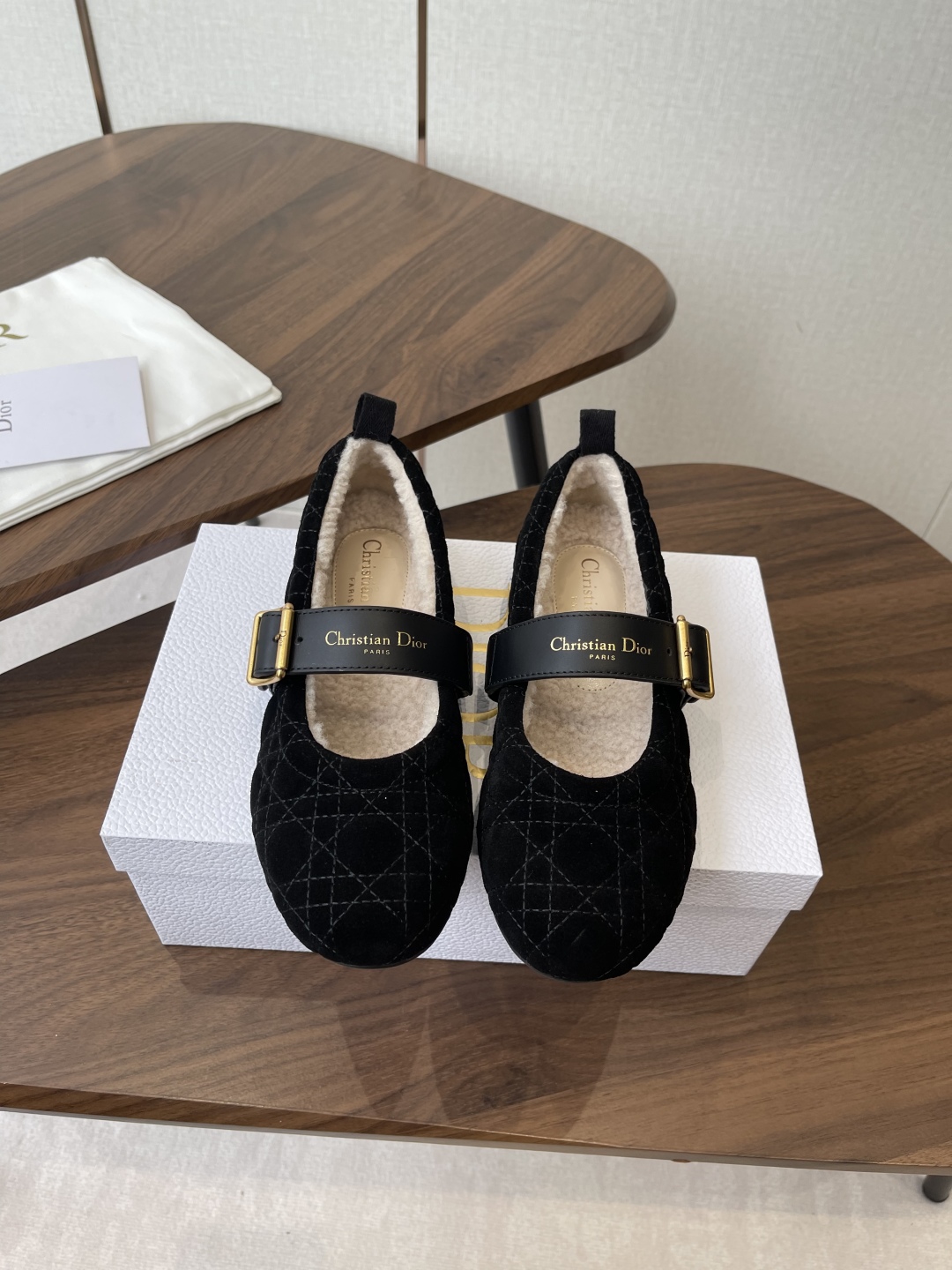 CHRISTIAN DIOR Женские балетки 