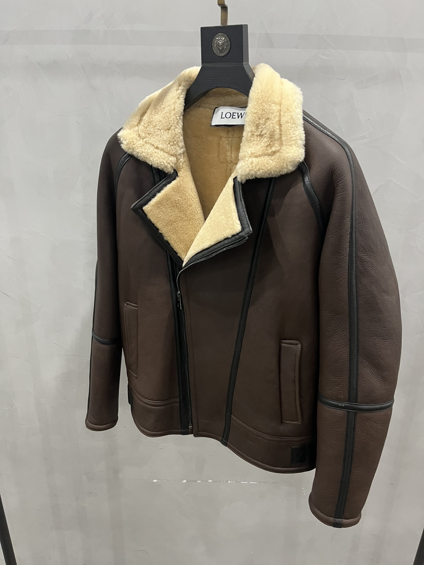 LOEWE Мужская куртка из кожи и шерсти мериноса LOEWE Мужская куртка из кожи и шерсти мериноса