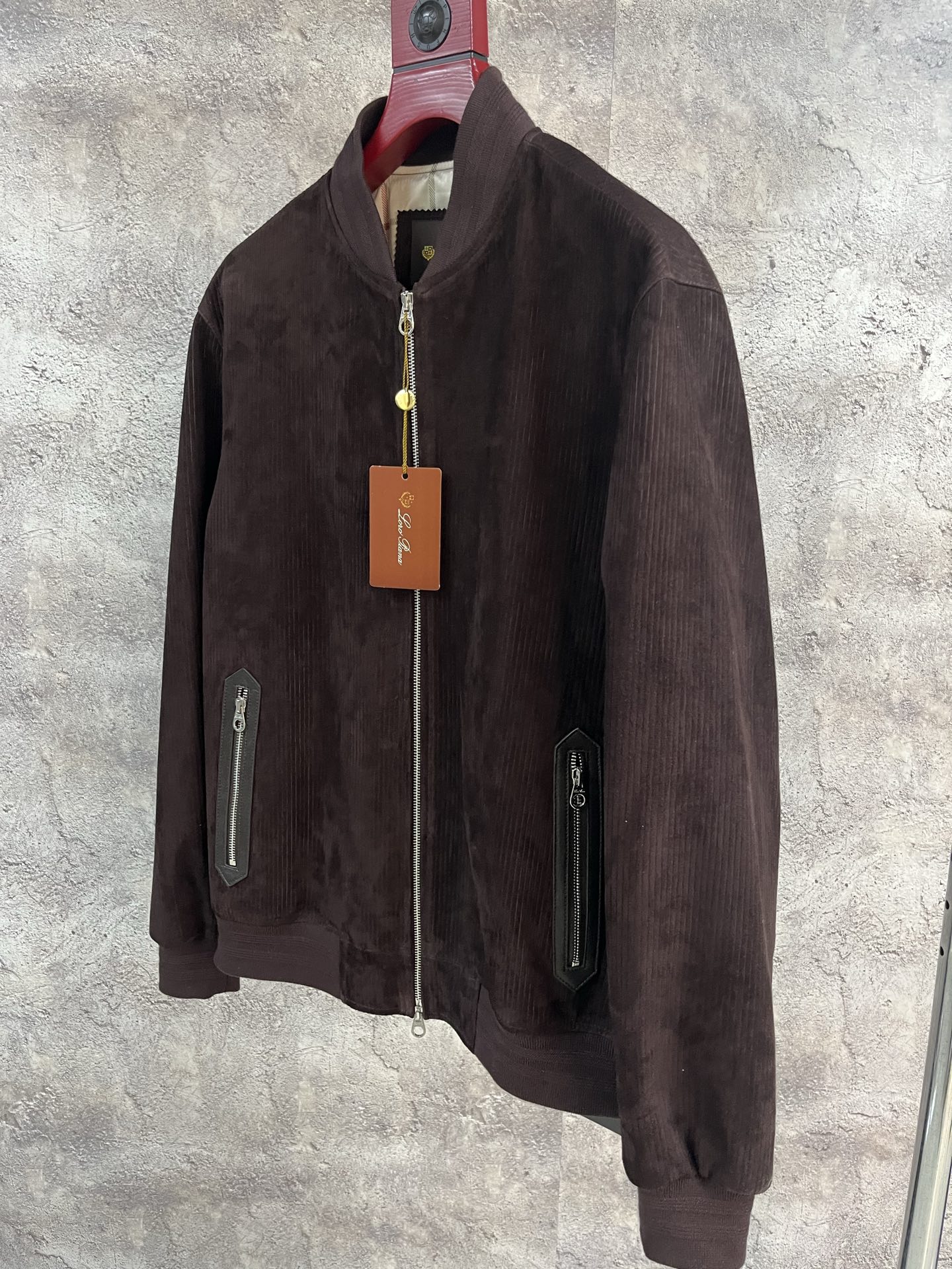 LORO PIANA Мужская куртка из замши LORO PIANA Мужская куртка из замши