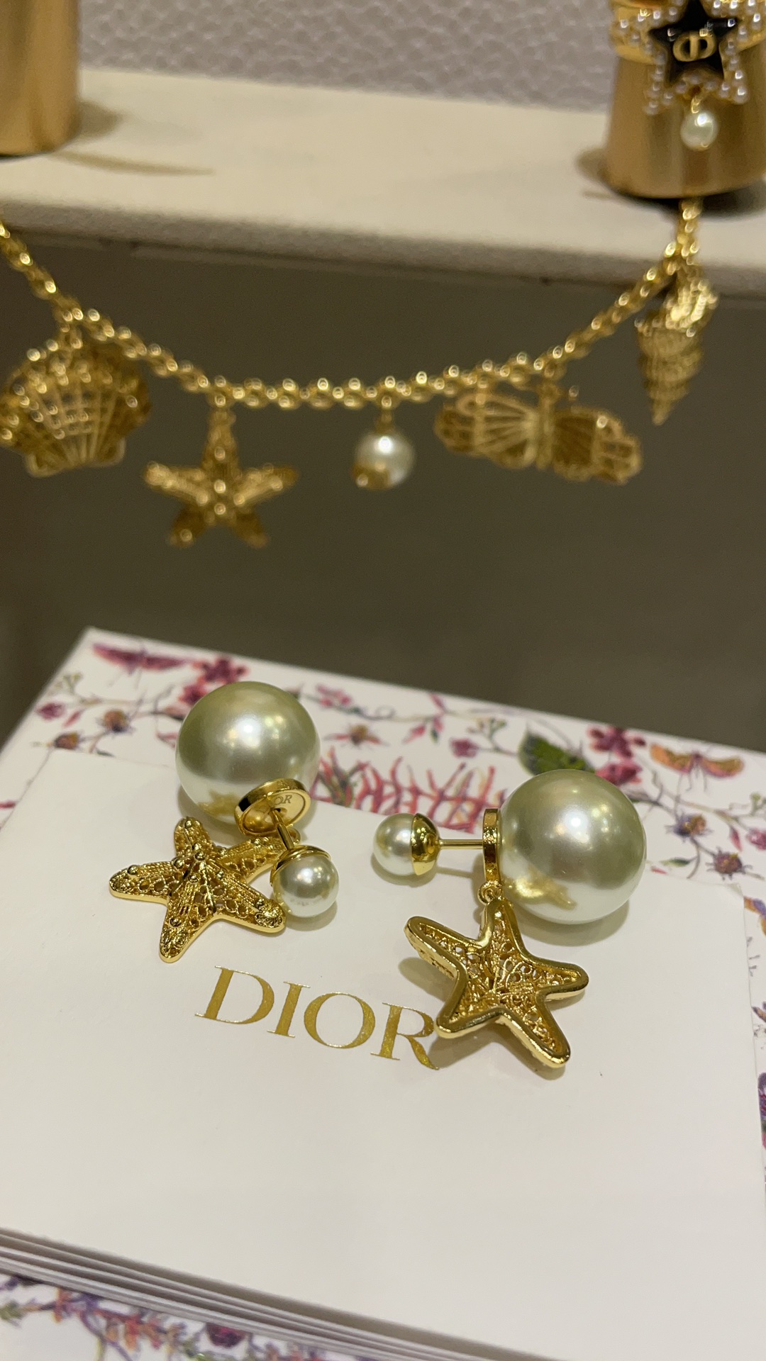 CHRISTIAN DIOR Женские серьги Tribales CHRISTIAN DIOR Женские серьги Tribales