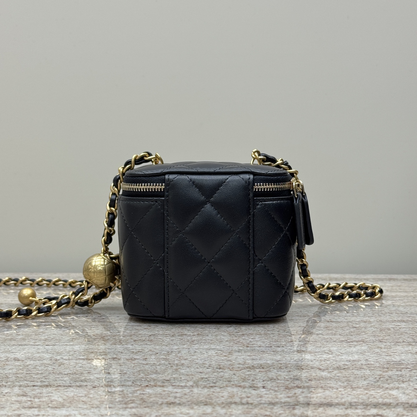 CHANEL Женская сумка Vanity Case Mini