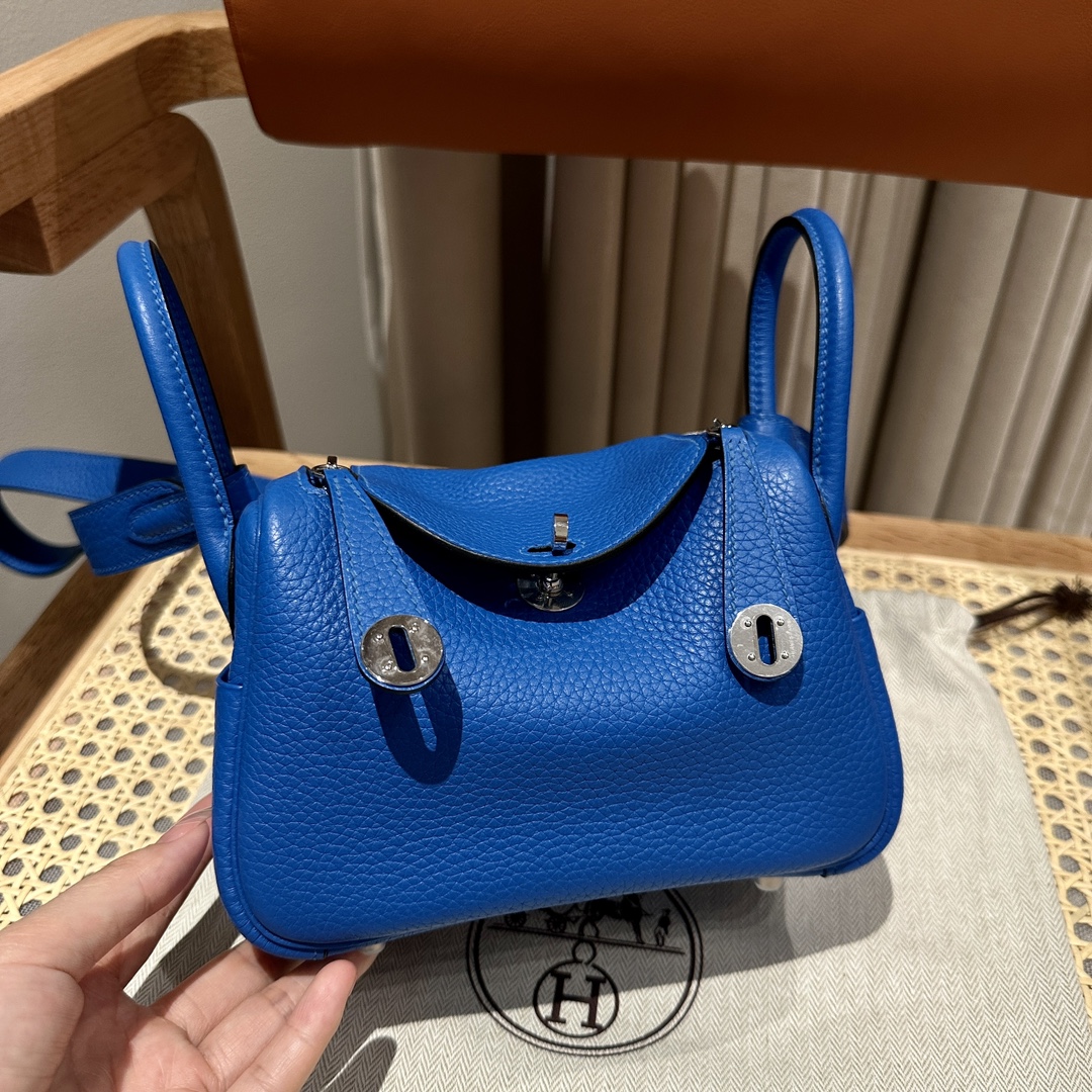 HERMES Женская сумка Lindy 19 см 7Q Clemence HERMES Женская сумка Lindy 19 см 7Q Clemence