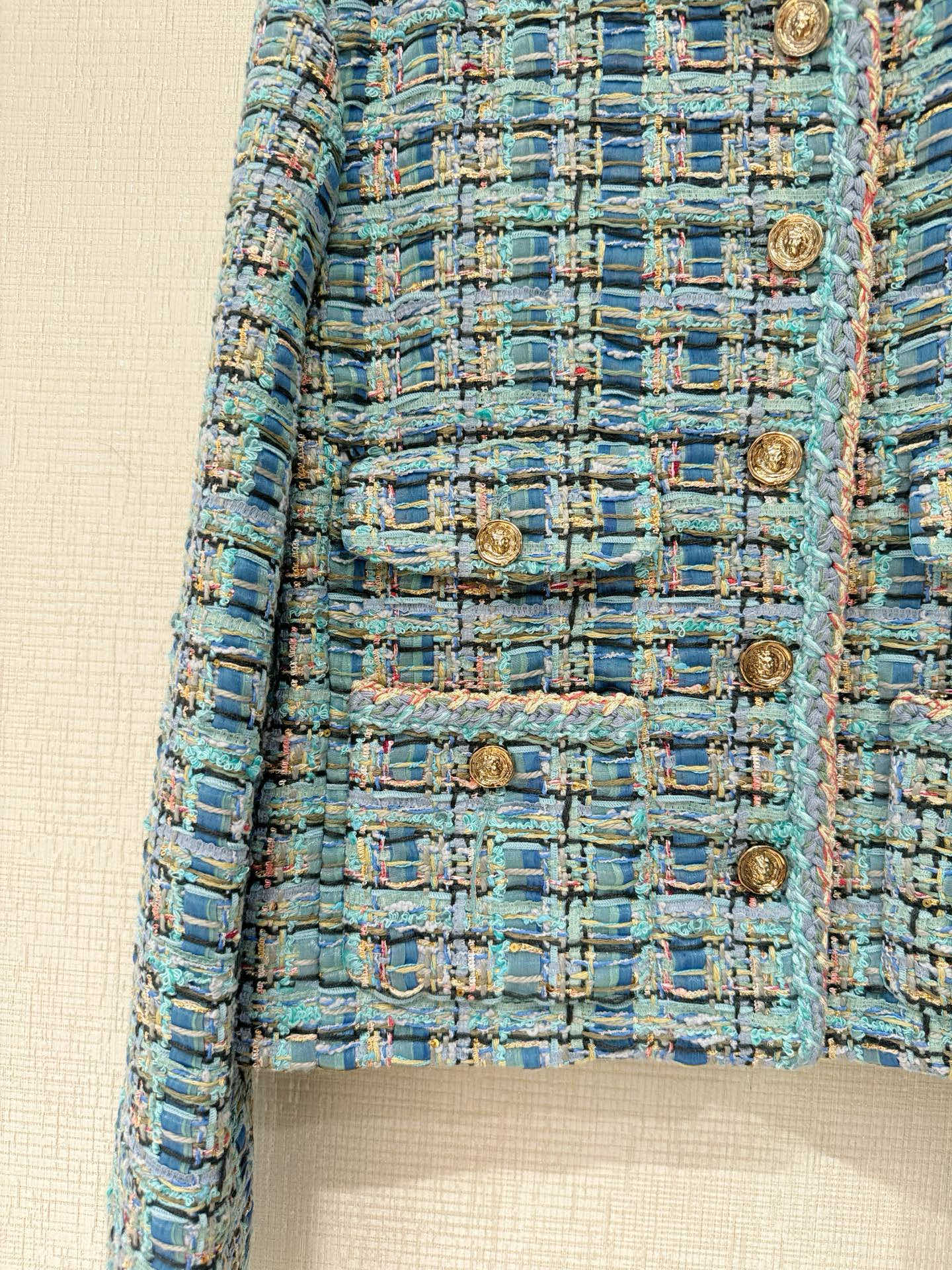 CHANEL Женский жакет CHANEL Женский жакет