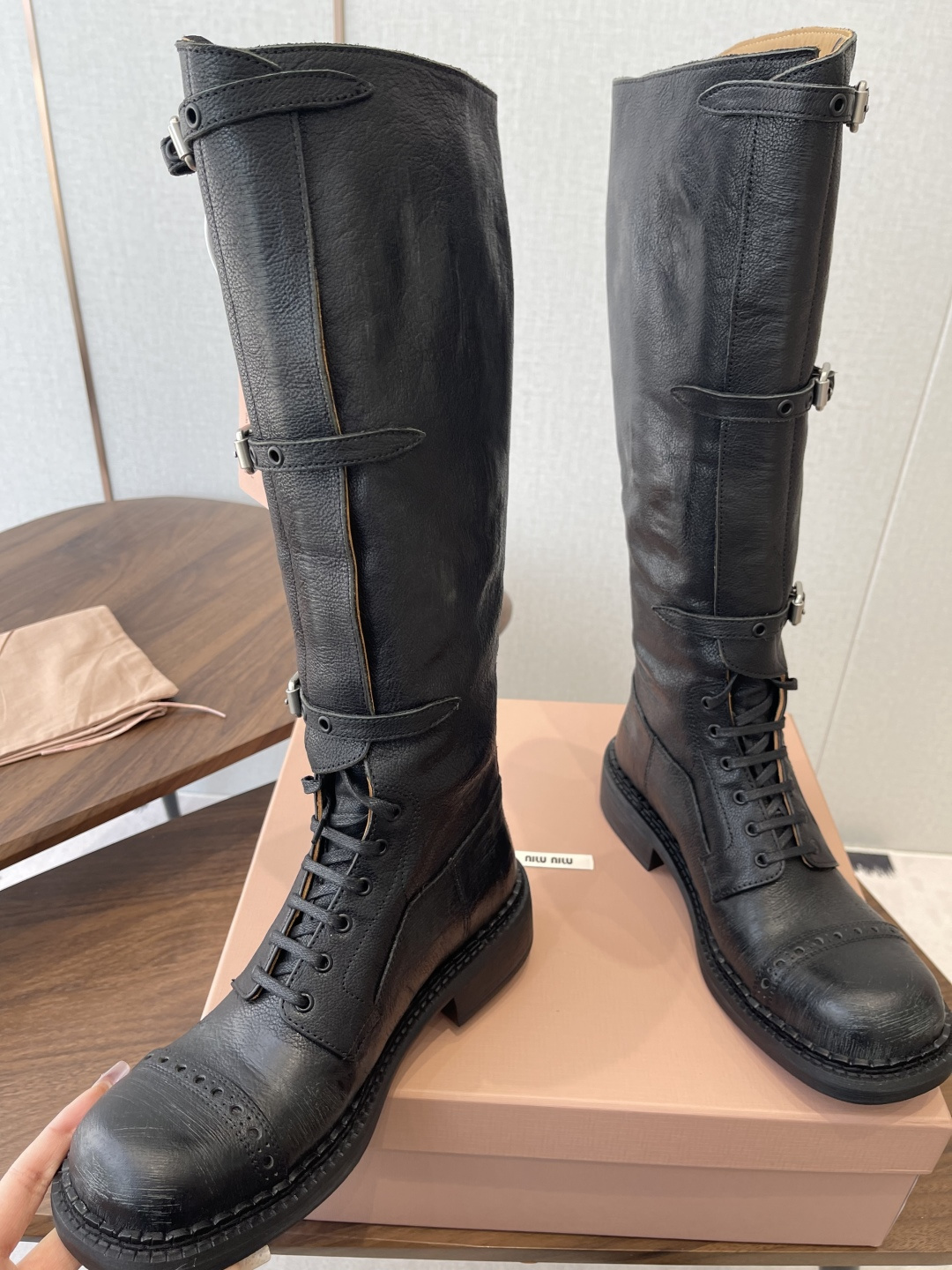 MIU MIU Женские сапоги MIU MIU Женские сапоги