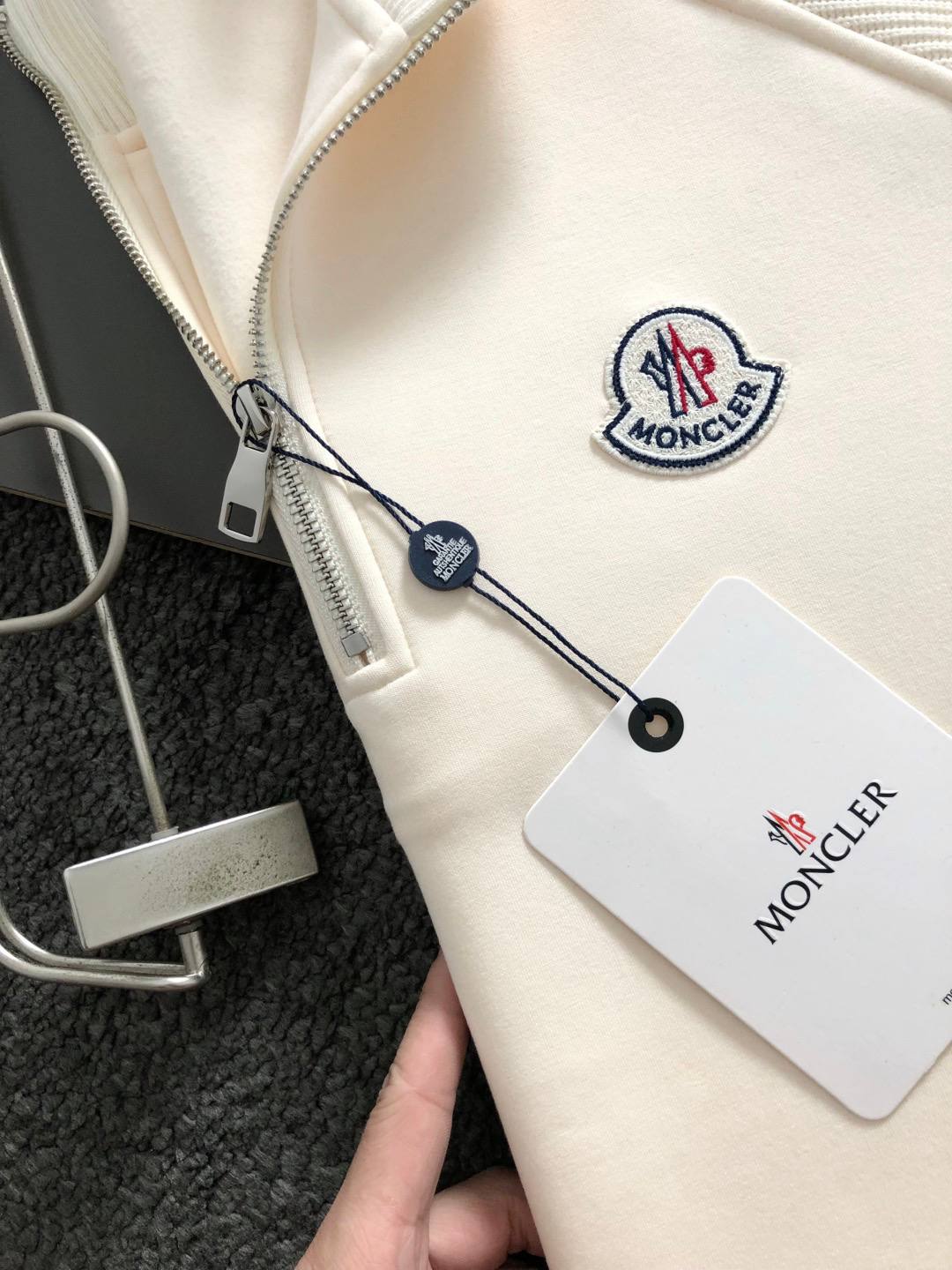 MONCLER Мужской джемпер MONCLER Мужской джемпер