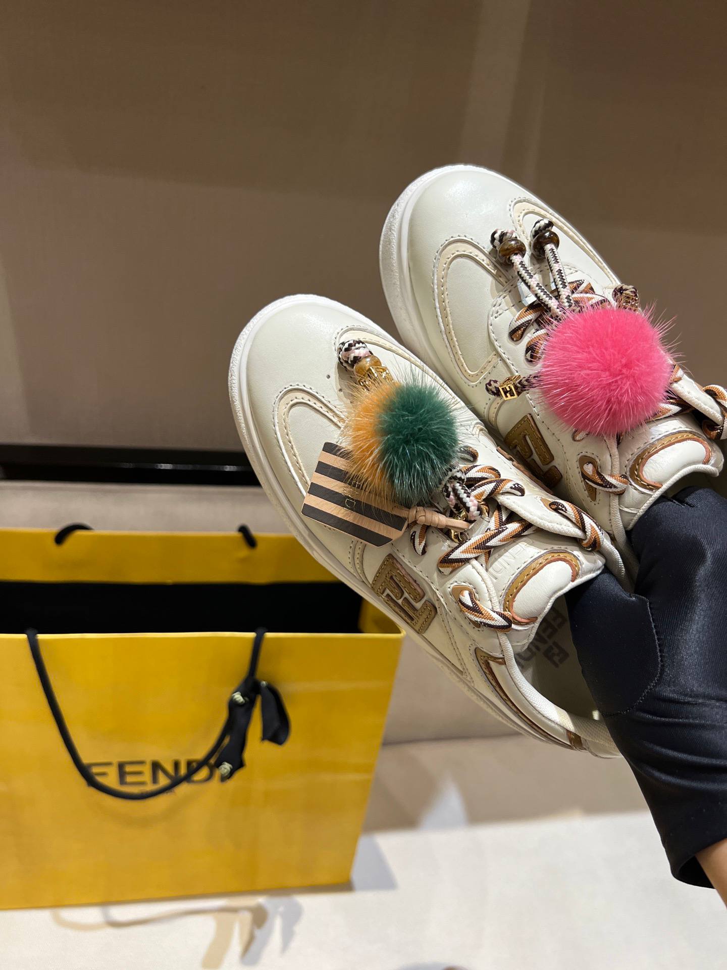 FENDI Женские кроссовки Match FENDI Женские кроссовки Match