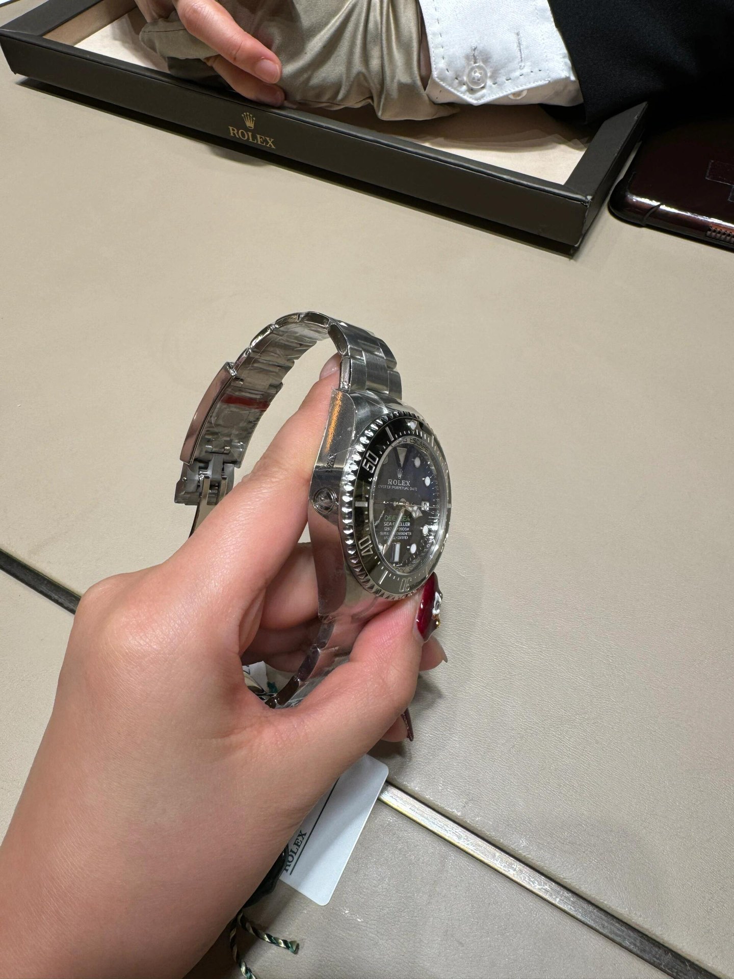 ROLEX Мужские часы Sea-Dweller 126600 43 мм ROLEX Мужские часы Sea-Dweller 126600 43 мм