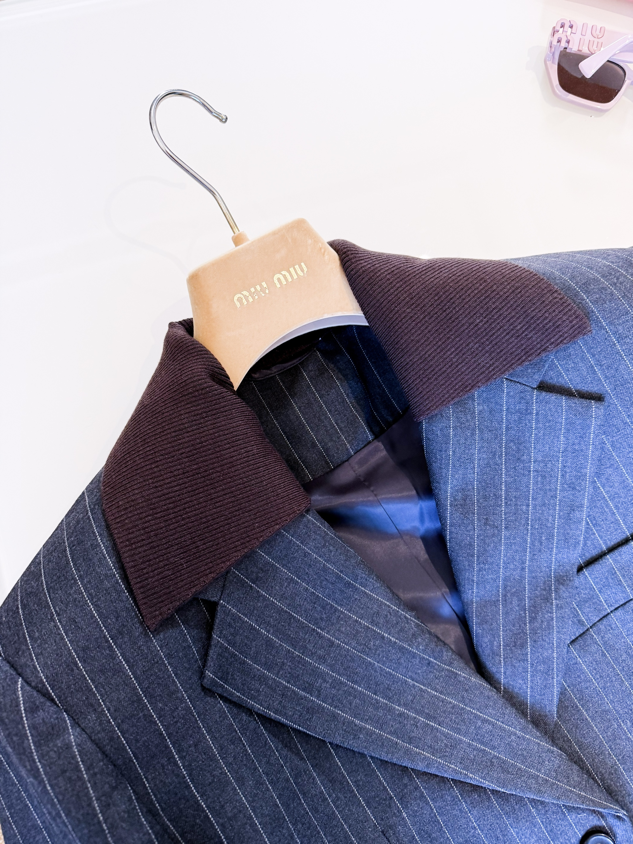 MIU MIU Женский пиджак из шерсти MIU MIU Женский пиджак из шерсти