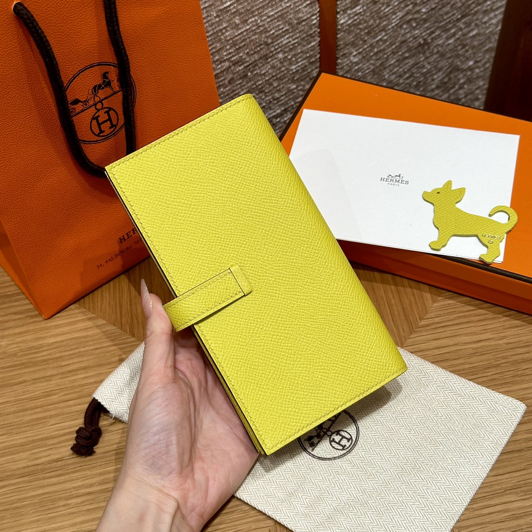 HERMES Кошелёк Bearn 17.5 см 9R/Lime Epsom HERMES Кошелёк Bearn 17.5 см 9R/Lime Epsom