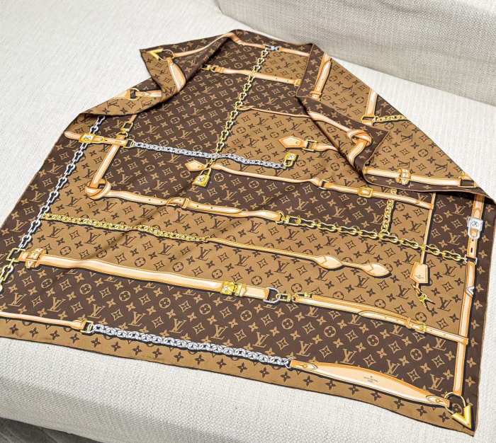 LOUIS VUITTON Женский Платок-каре Monogram Confidential M78667