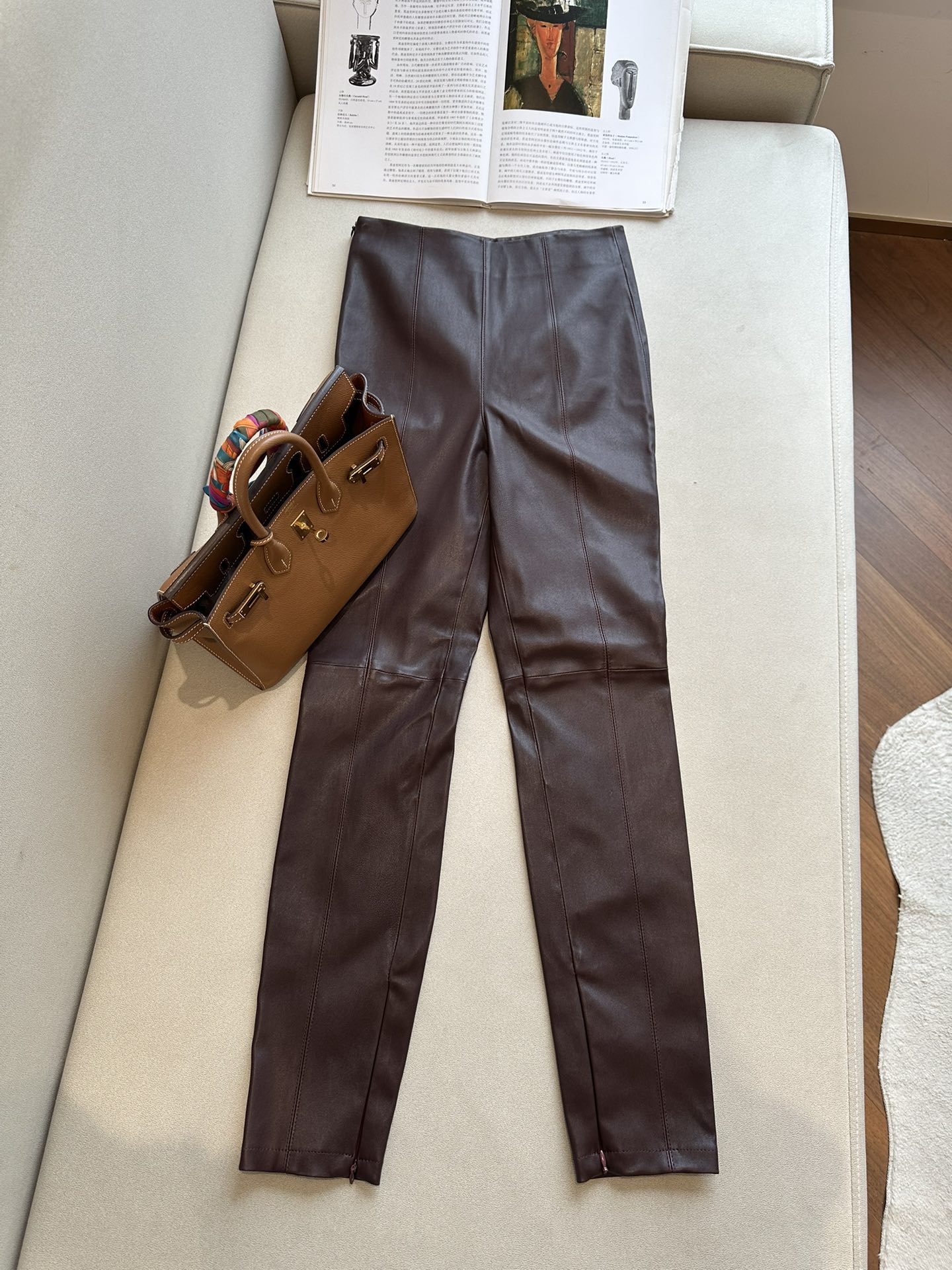 LORO PIANA Женские кожаные брюки LORO PIANA Женские кожаные брюки