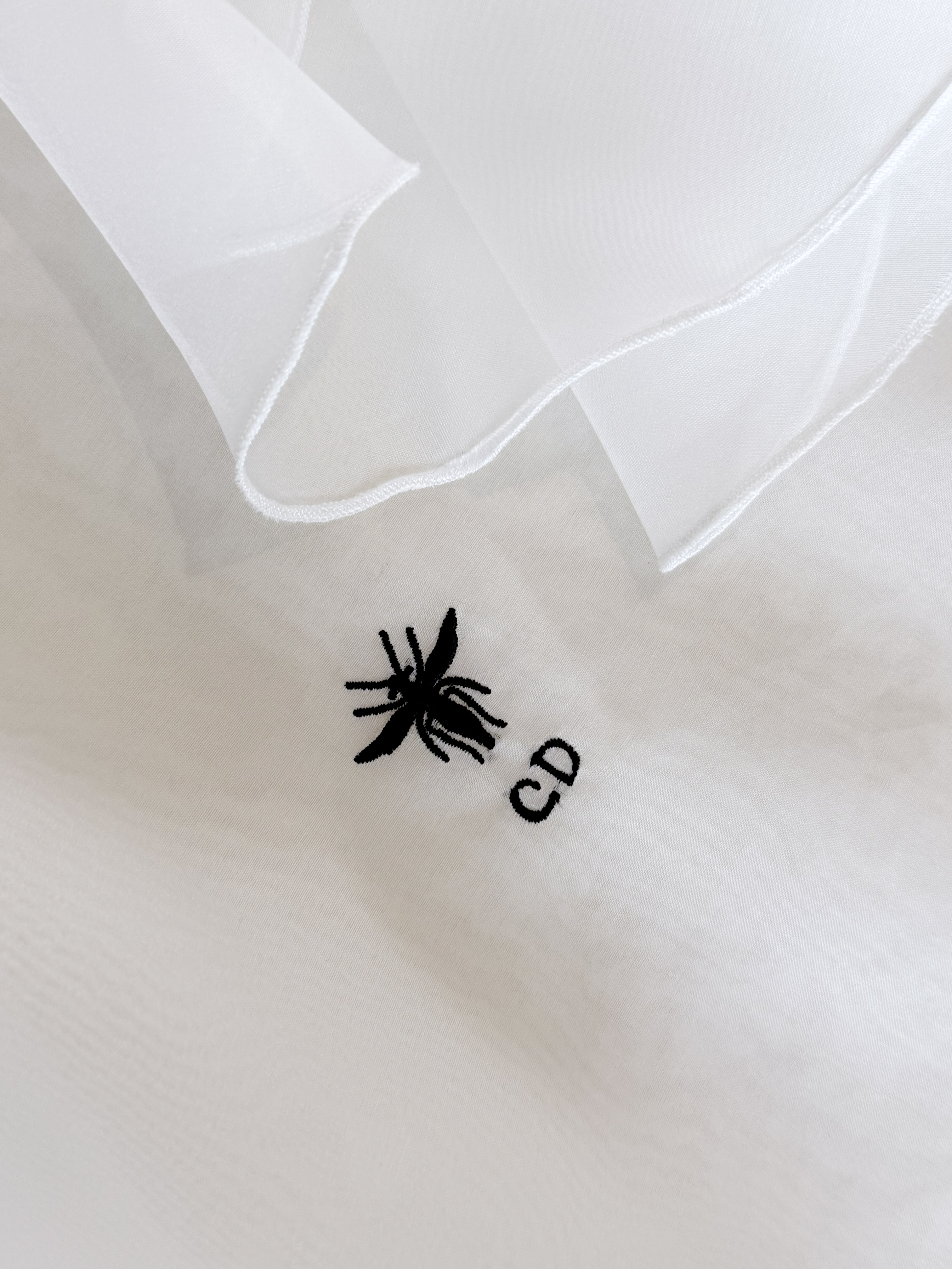 CHRISTIAN DIOR Женская блуза CHRISTIAN DIOR Женская блуза