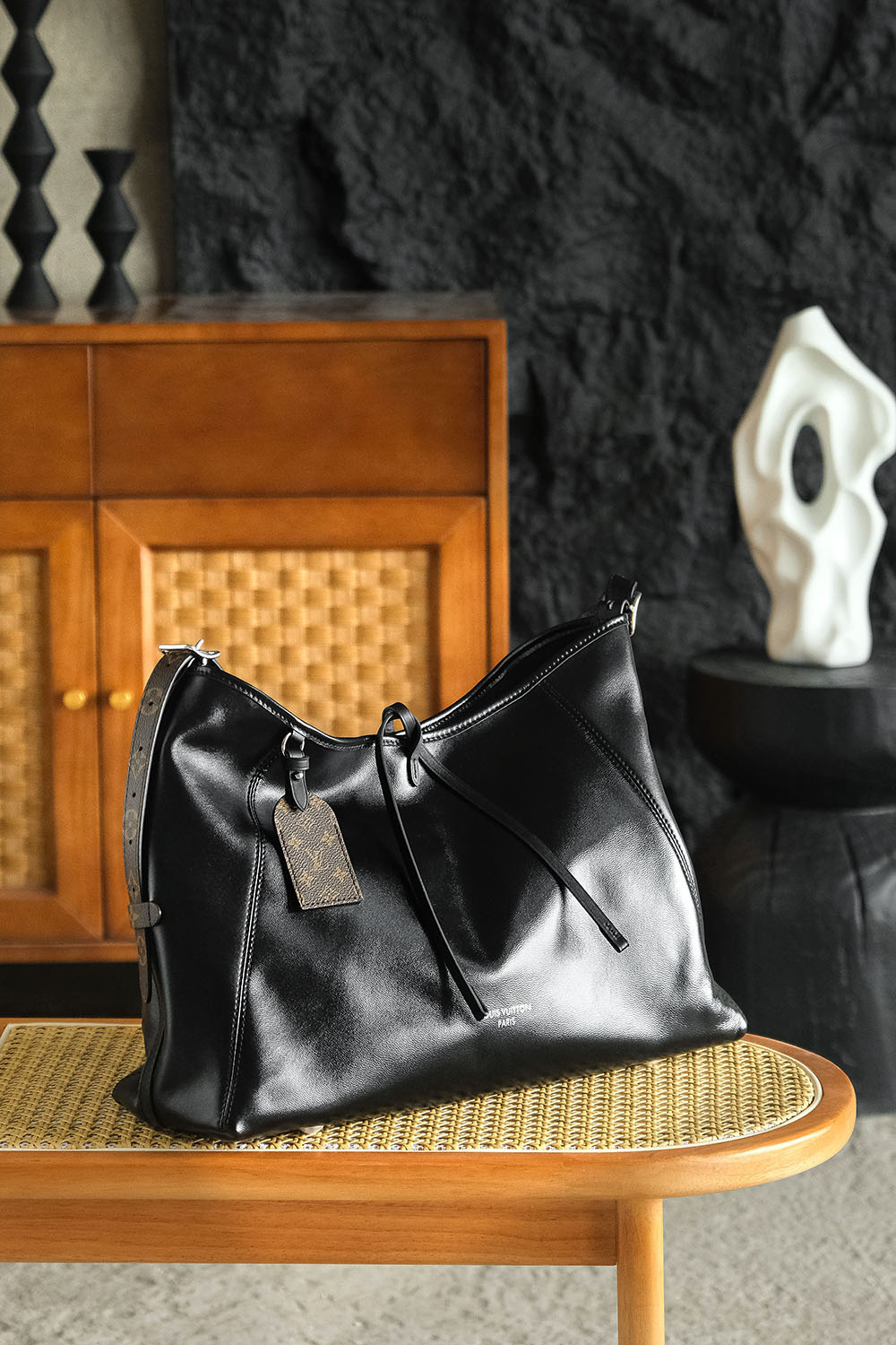 LOUIS VUITTON Женская Сумка Carryall M24861