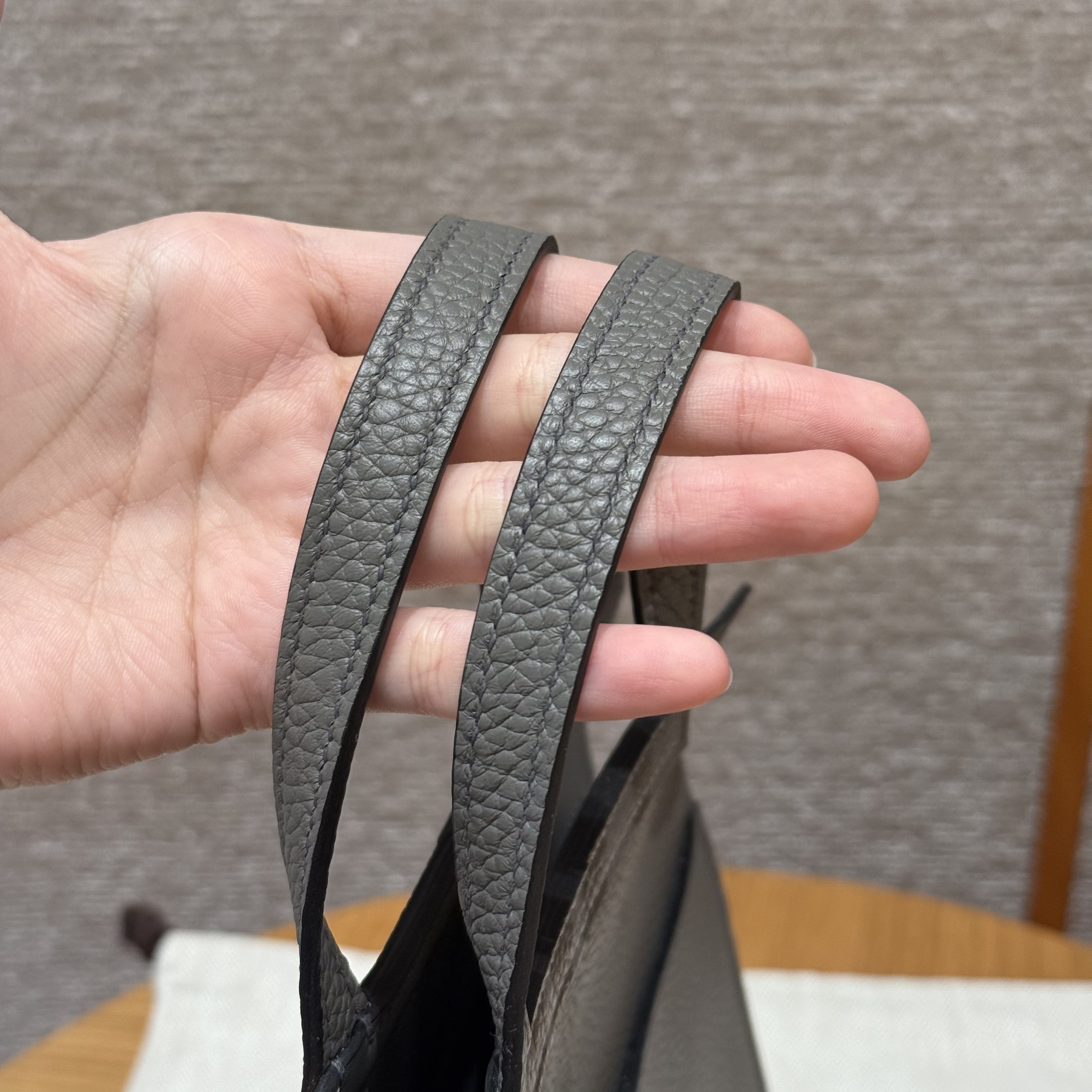 HERMES Женская сумка Halzan 25 см 0L Clemence HERMES Женская сумка Halzan 25 см 0L Clemence