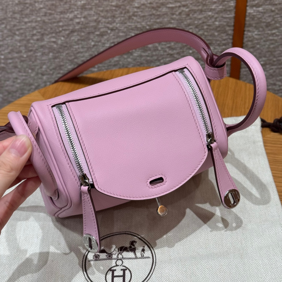 HERMES Женская сумка Lindy 19 см X9 Swift HERMES Женская сумка Lindy 19 см X9 Swift