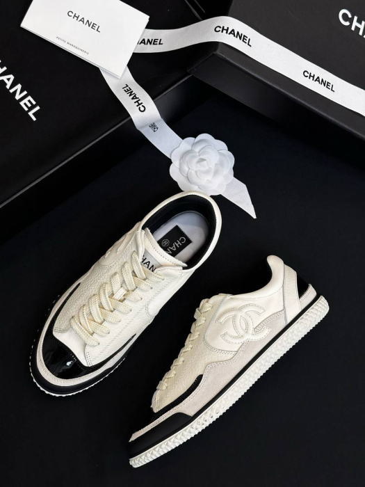CHANEL Женские кроссовки