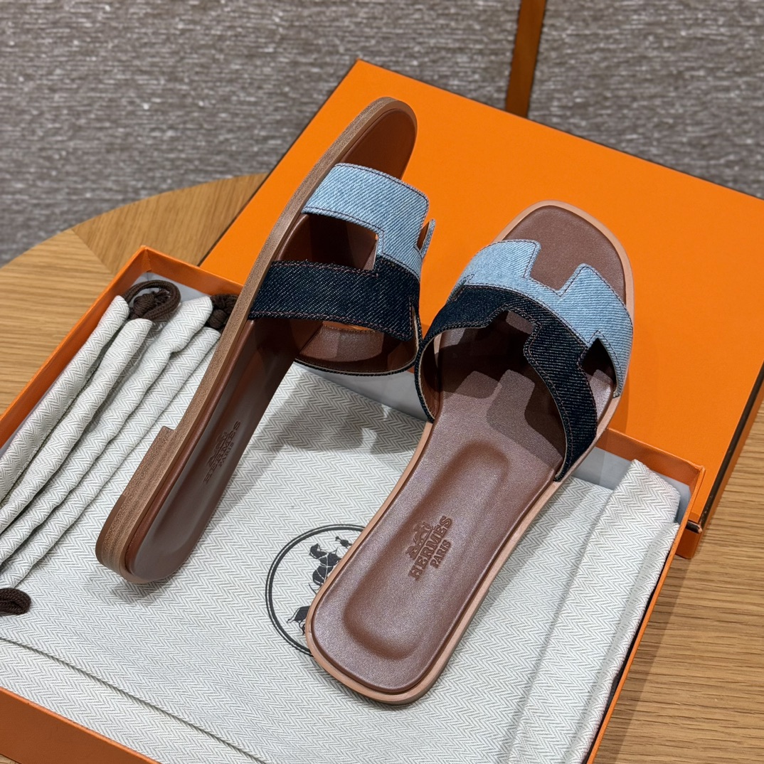 HERMES Женские сандалии Oran деним