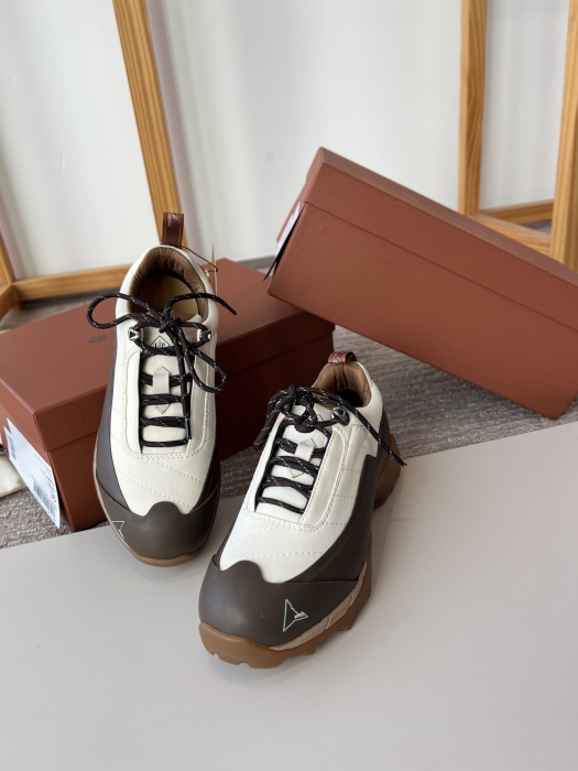 LORO PIANA Женские кроссовки