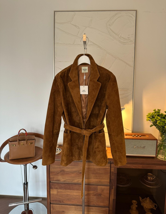 HERMES Женская куртка из замши