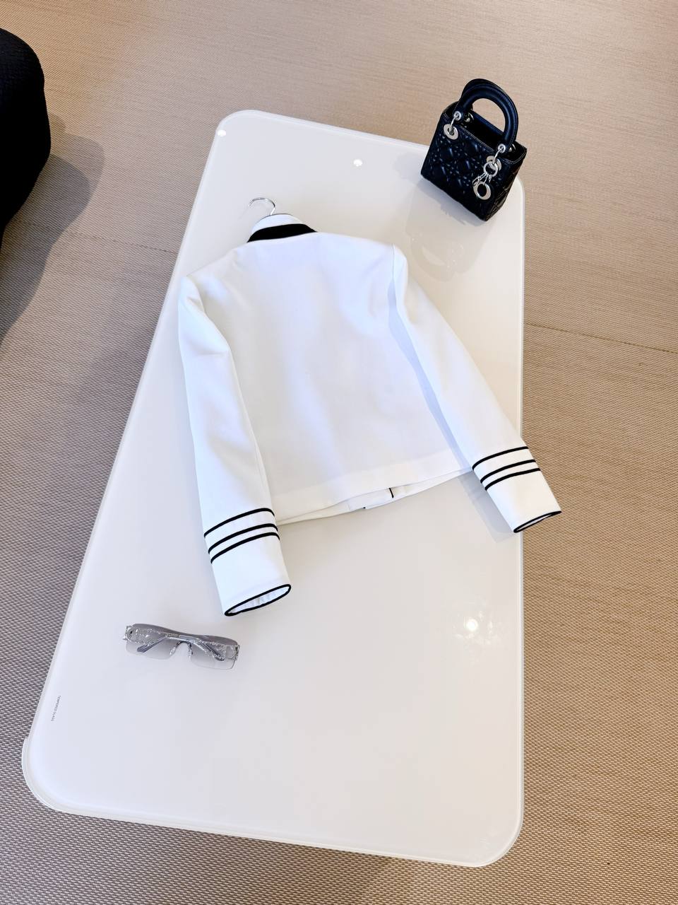 CHRISTIAN DIOR Женский жакет CHRISTIAN DIOR Женский жакет