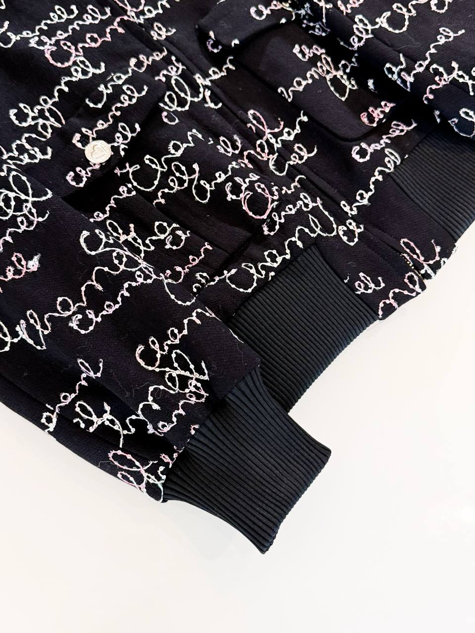 CHANEL Женская куртка CHANEL Женская куртка