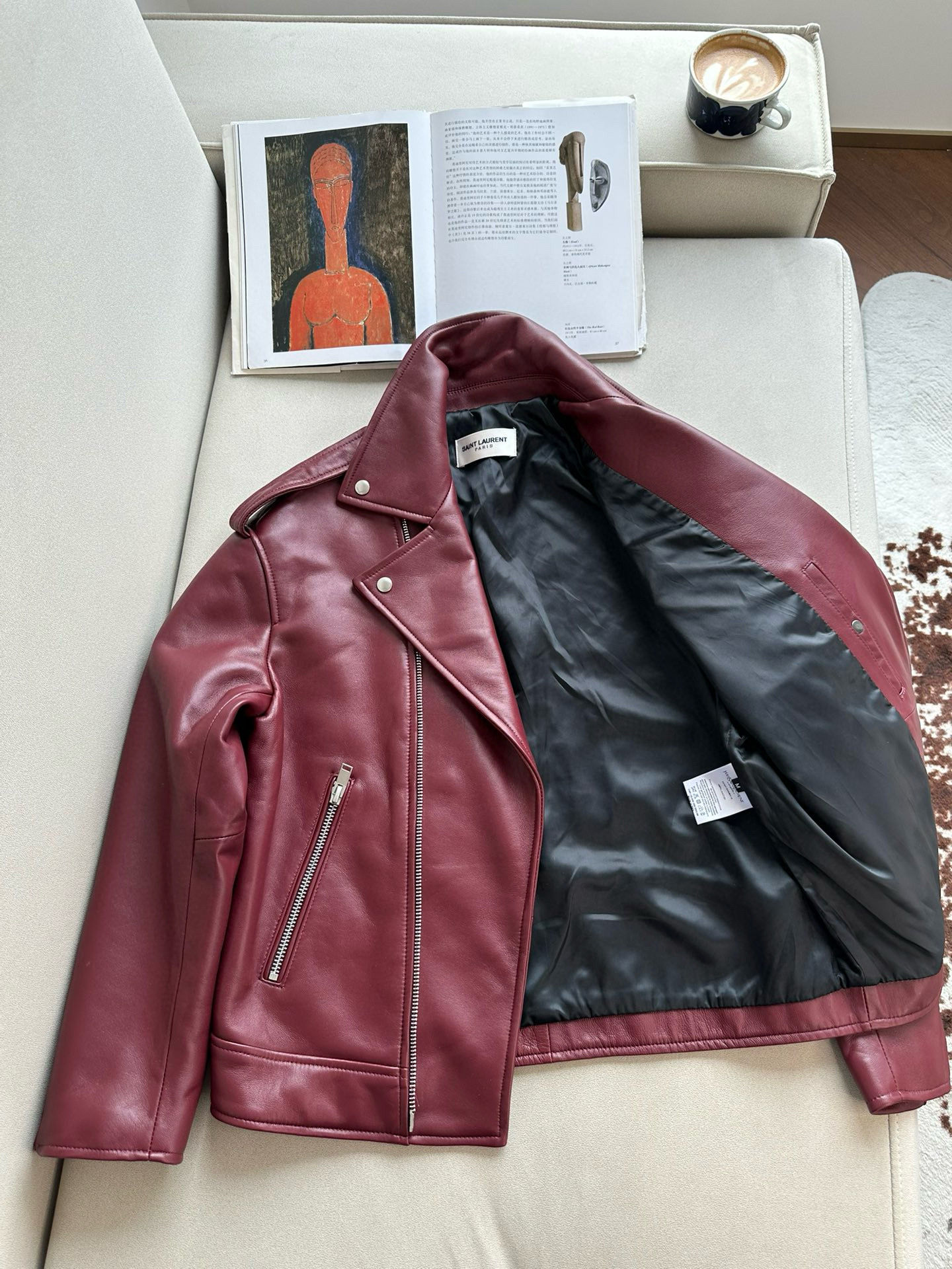 SAINT LAURENT Женский кожаный костюм с юбкой-карандаш SAINT LAURENT Женский кожаный костюм с юбкой-карандаш