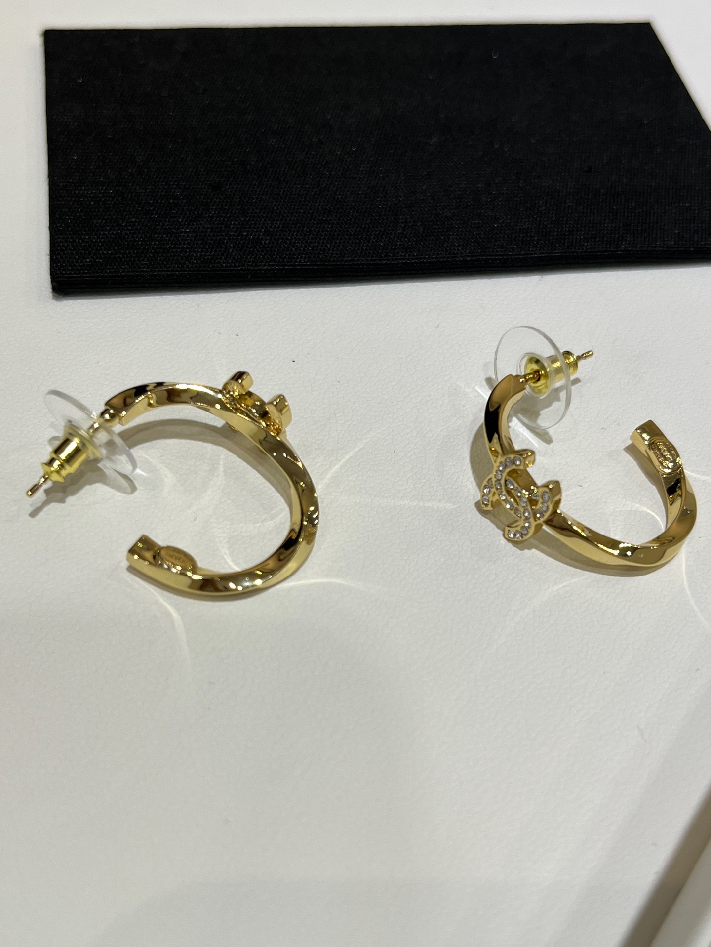 CHANEL Женские серьги CHANEL Женские серьги