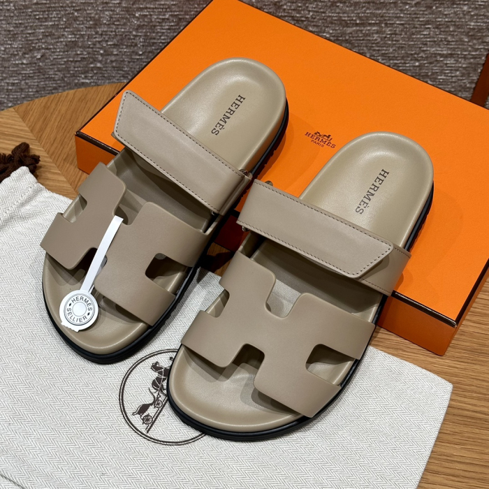 HERMES Женские сандалии Chypre Swift