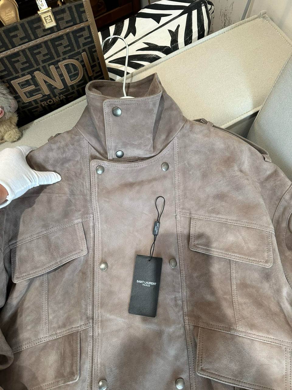 SAINT LAURENT Женская кожаная куртка SAINT LAURENT Женская кожаная куртка