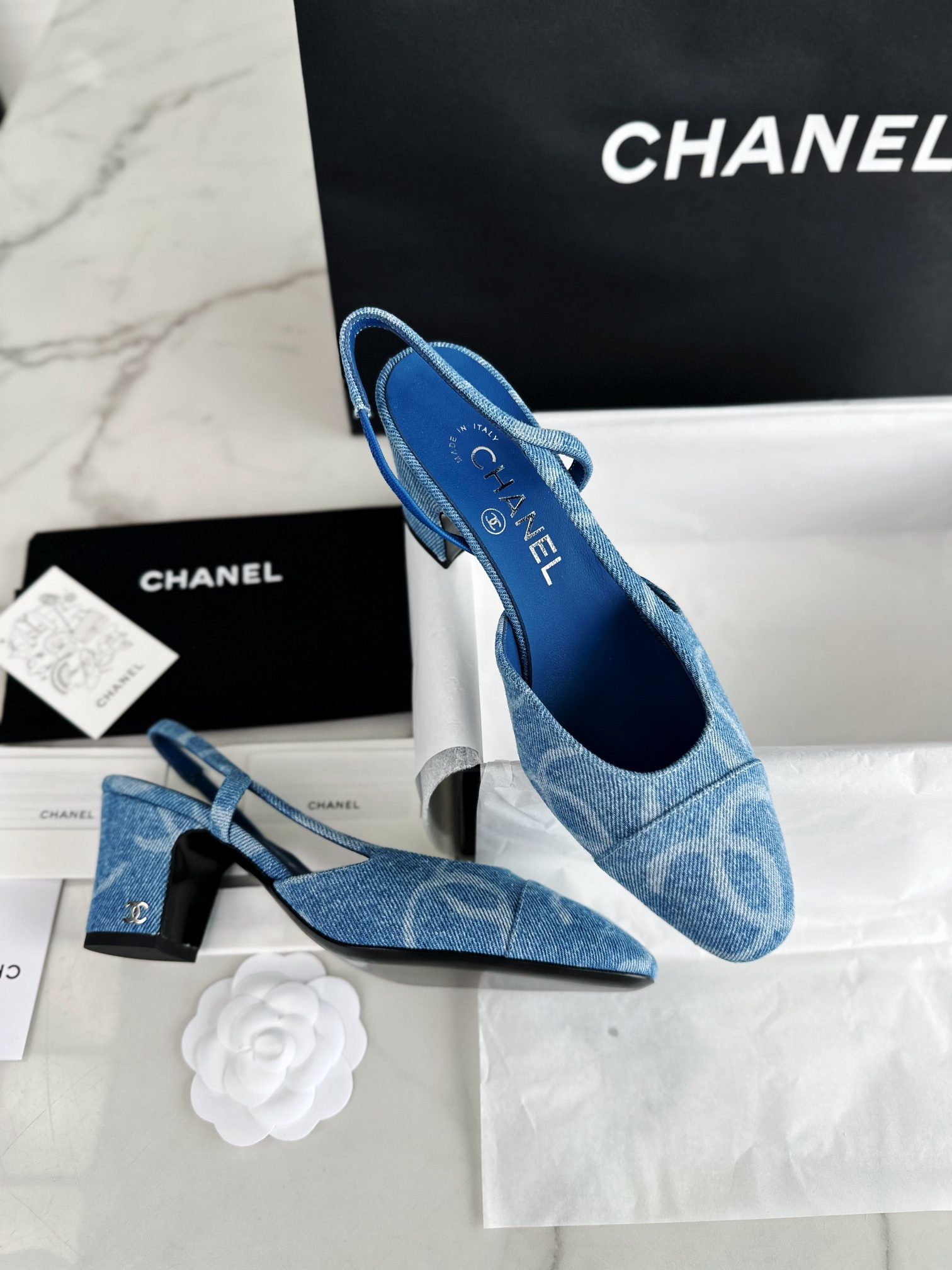 CHANEL Женские туфли слингбэки деним CHANEL Женские туфли слингбэки деним