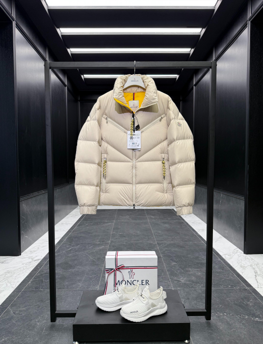 MONCLER Мужской пуховик Katmai