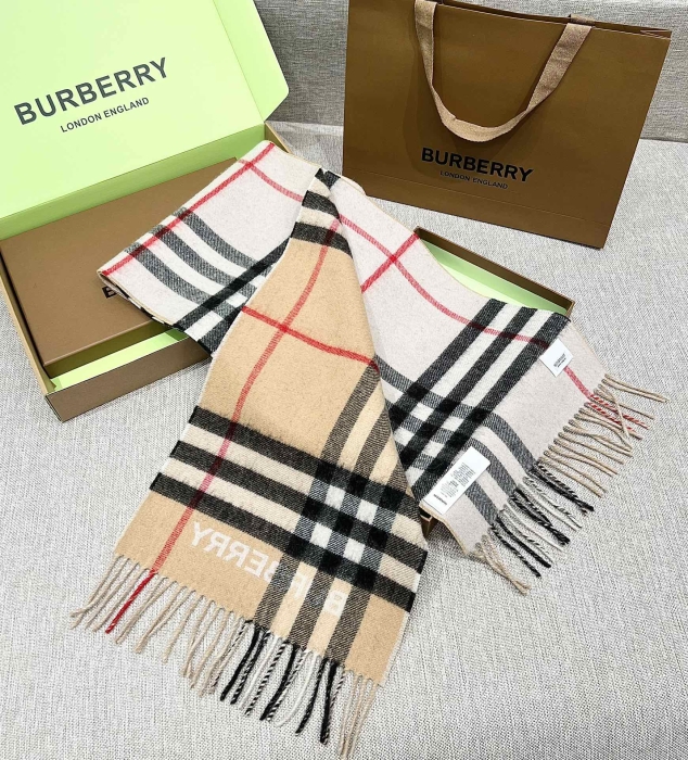 BURBERRY Женский шарф из кашемира