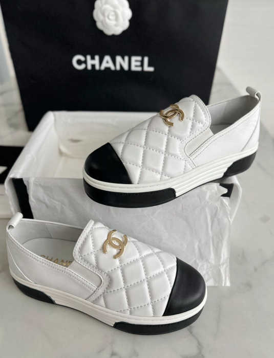 CHANEL Женские мокасины из овечьей кожи