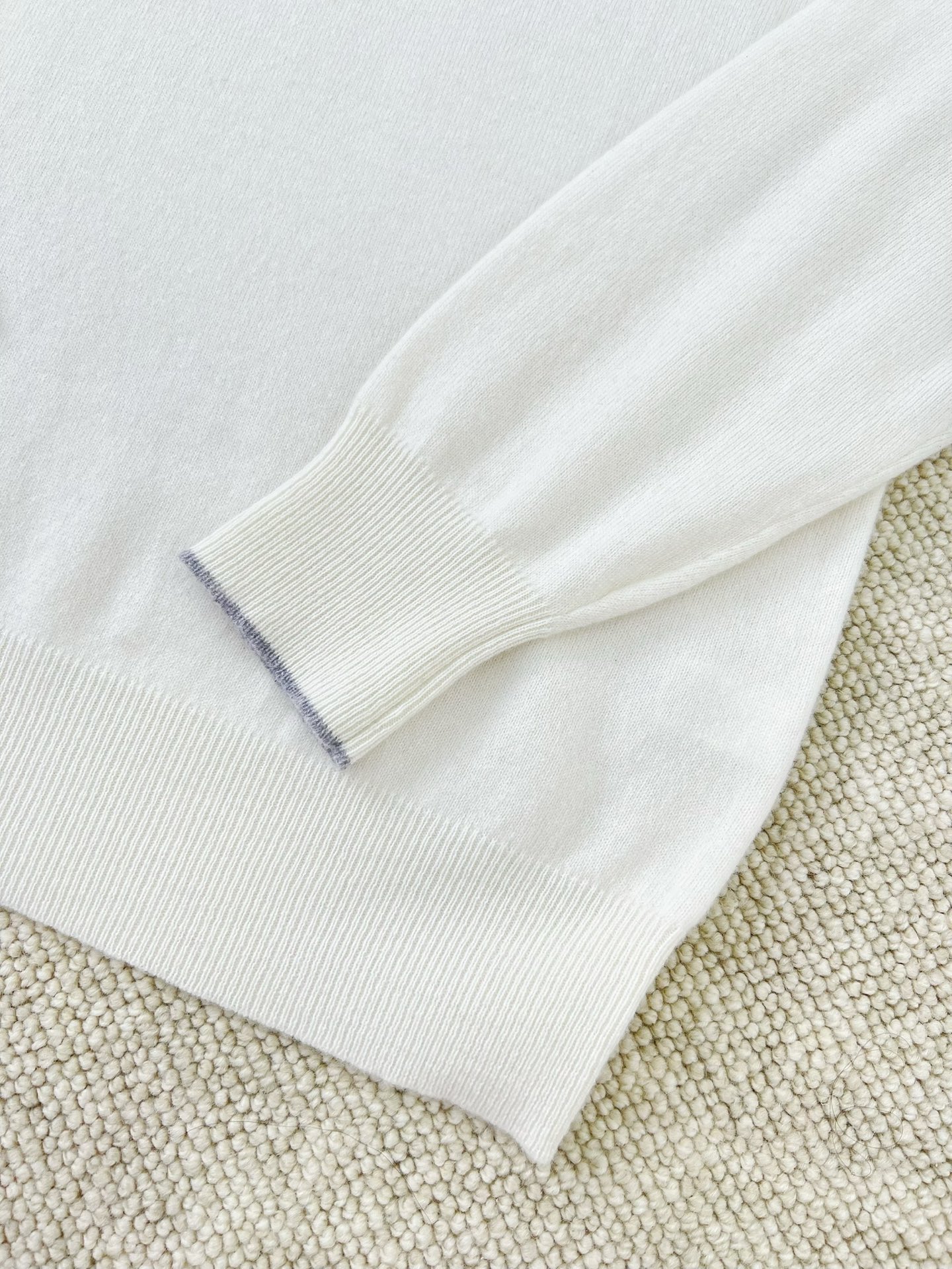 BRUNELLO CUCINELLI Мужской пуловер  BRUNELLO CUCINELLI Мужской пуловер