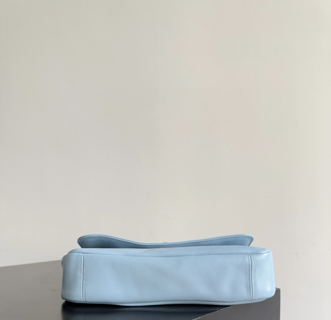 BOTTEGA VENETA Женская сумка Madison BOTTEGA VENETA Женская сумка Madison