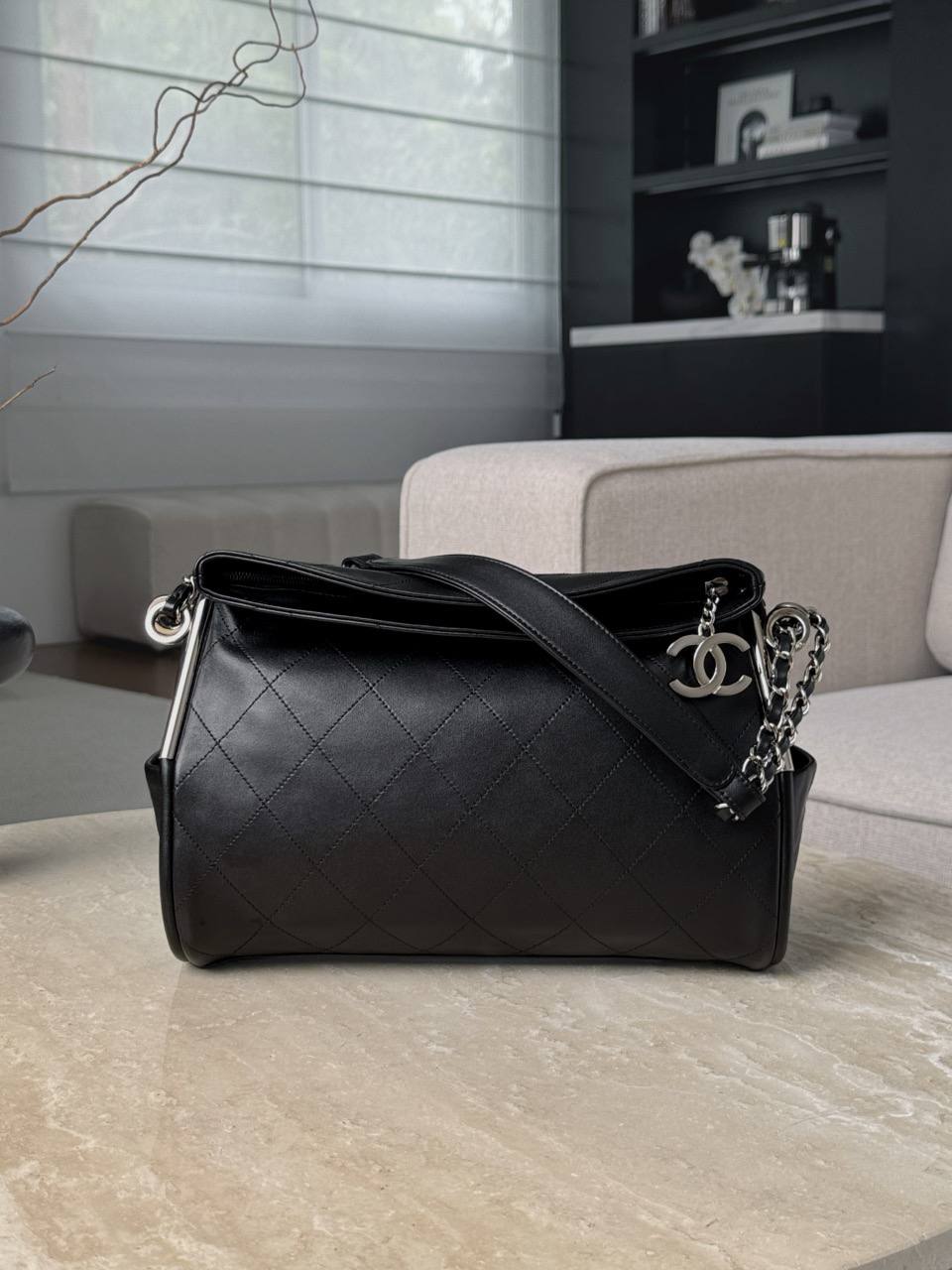 CHANEL Женская сумка Hobo CHANEL Женская сумка Hobo