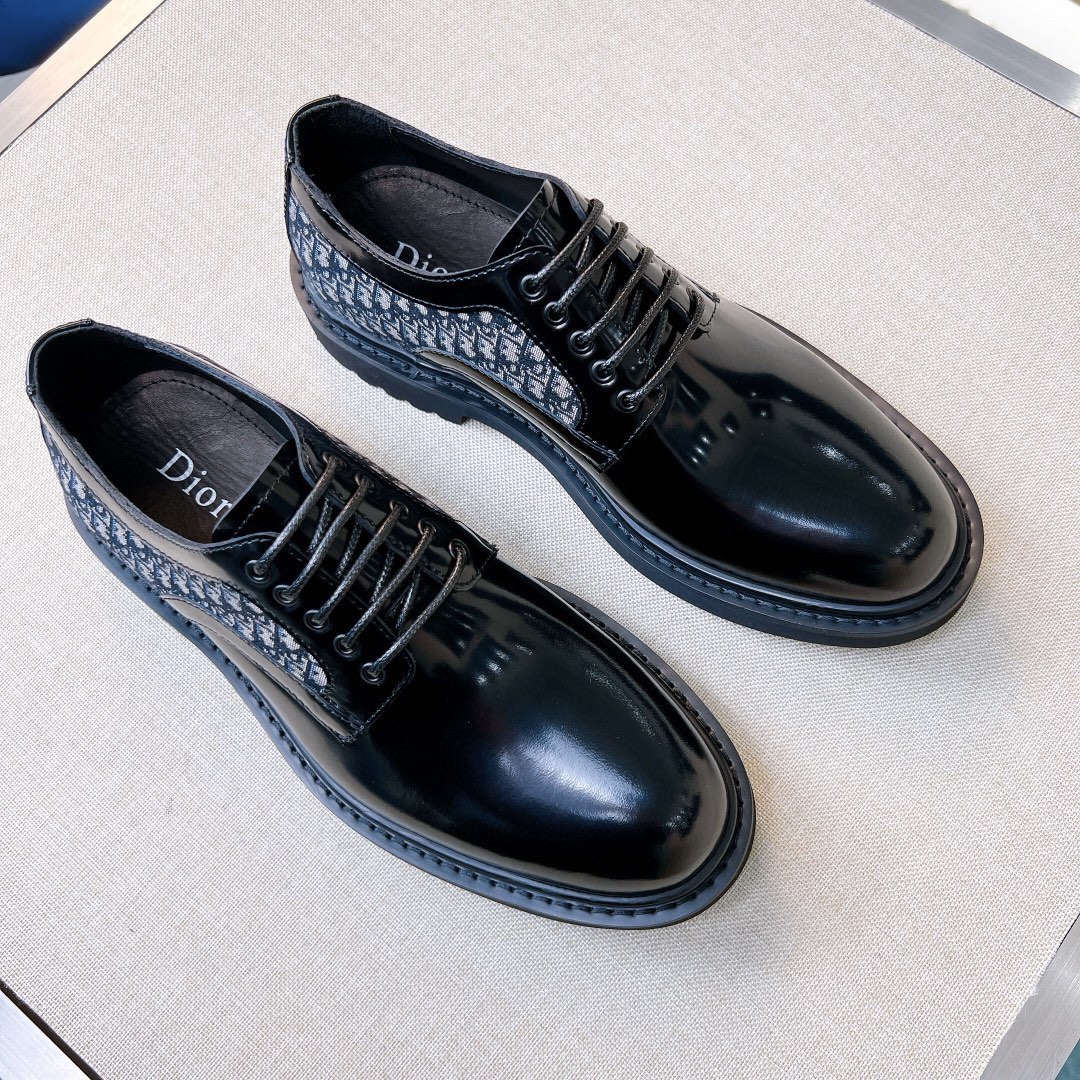 CHRISTIAN DIOR Мужские классические туфли CHRISTIAN DIOR Мужские классические туфли