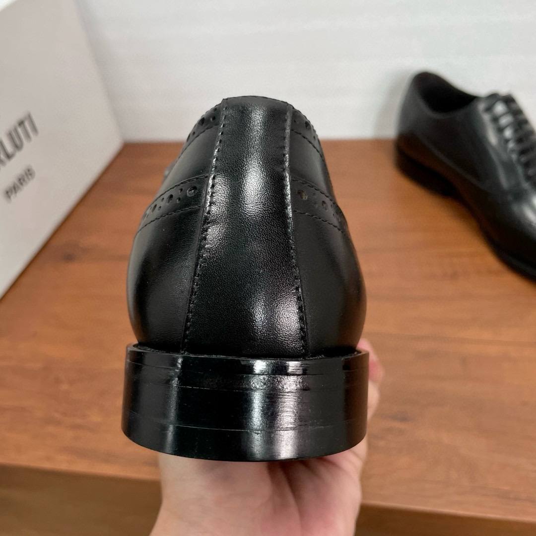 BERLUTI Мужские туфли из телячьей кожи черные BERLUTI Мужские туфли из телячьей кожи черные
