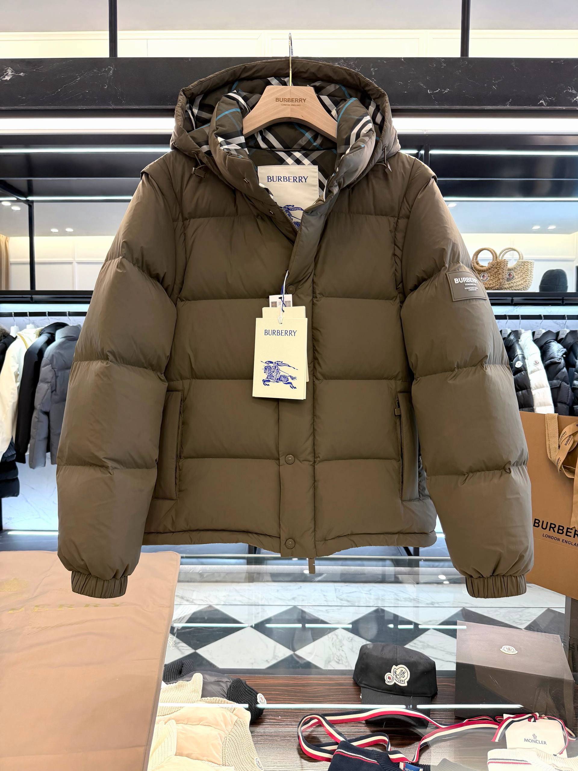 BURBERRY Мужской пуховик с пуховым наполнителем 