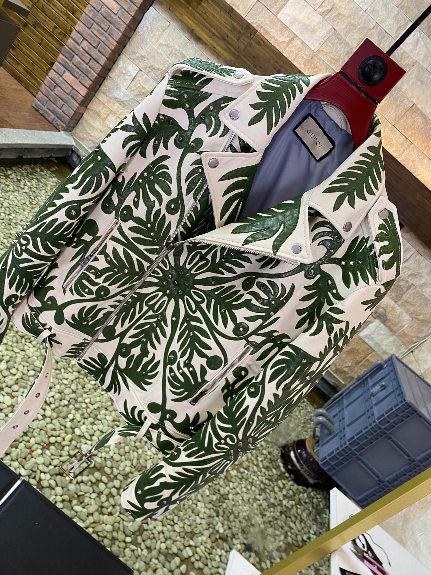 GUCCI Мужская кожаная куртка GUCCI Мужская кожаная куртка