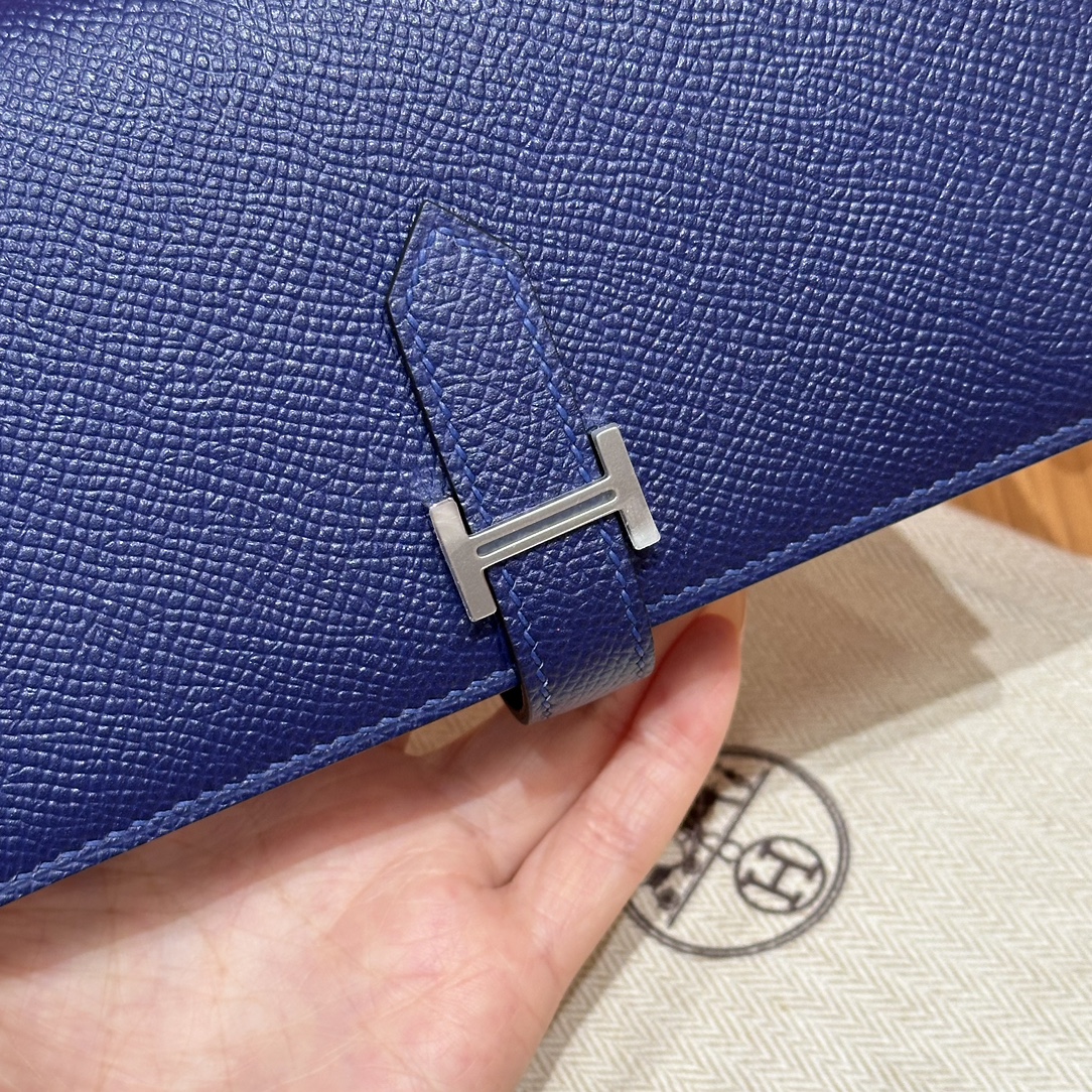 HERMES Кошелёк Bearn 17.5 см M3/Blue encer Epsom HERMES Кошелёк Bearn 17.5 см M3/Blue encer Epsom