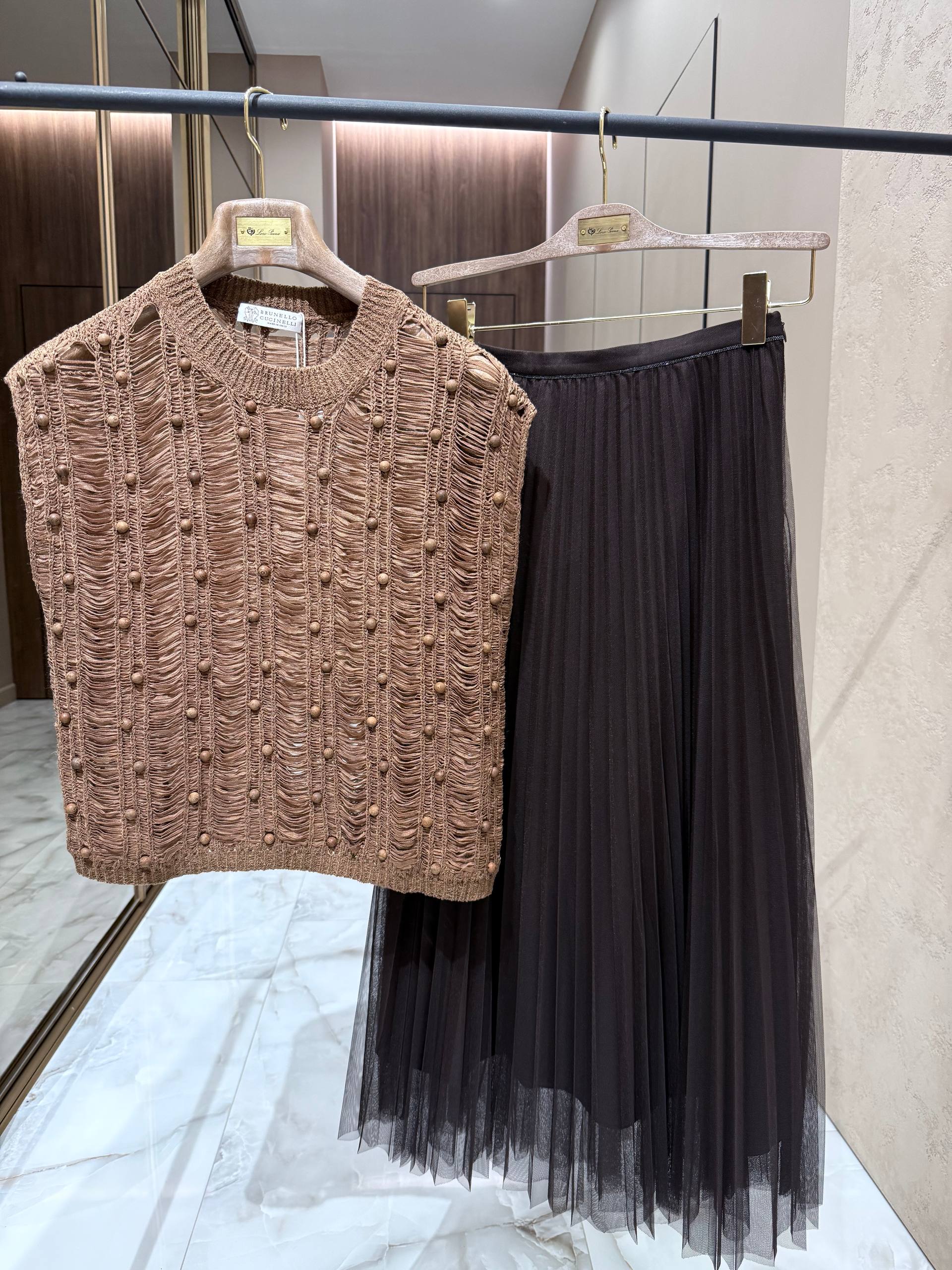 BRUNELLO CUCINELLI Женская юбка из легкого струящегося материала BRUNELLO CUCINELLI Женская юбка из легкого струящегося материала