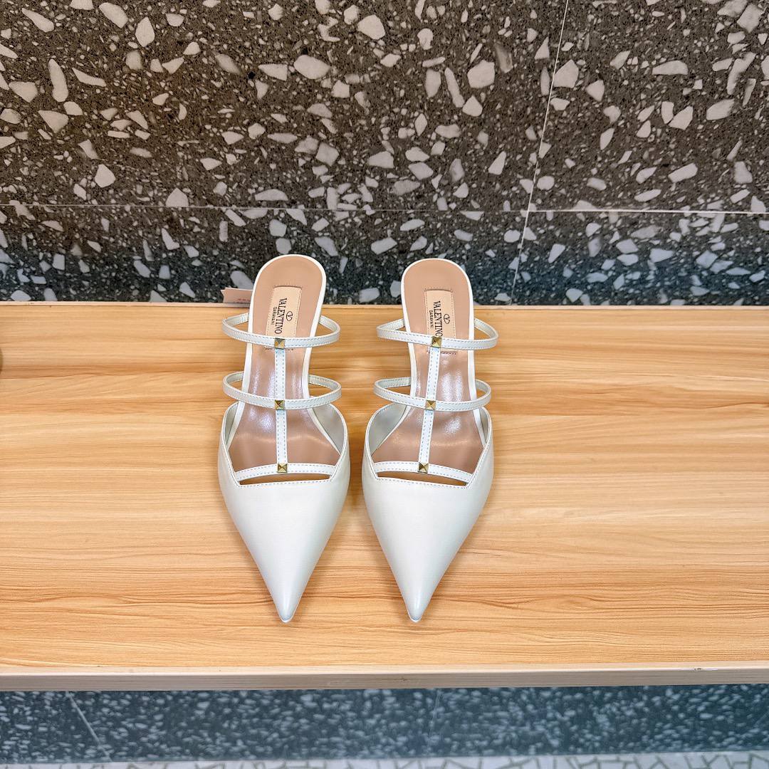 VALENTINO Женские туфли белые с тонкими ремешками VALENTINO Женские туфли белые с тонкими ремешками