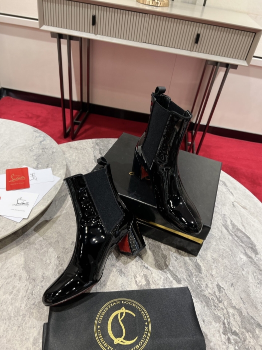 CHRISTIAN LOUBOUTIN Женские ботильоны