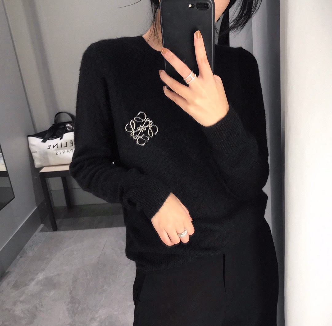 LOEWE Женская брошь LOEWE Женская брошь