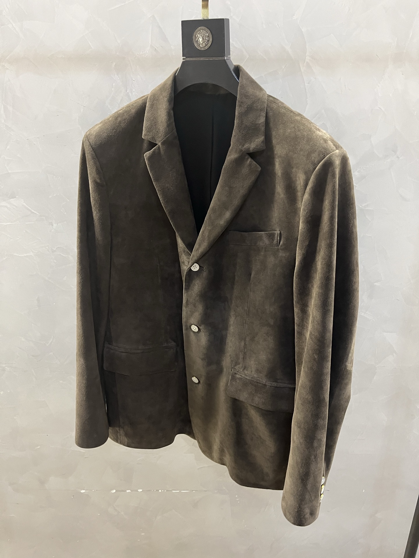 LOUIS VUITTON Мужской пиджак из замши LOUIS VUITTON Мужской пиджак из замши