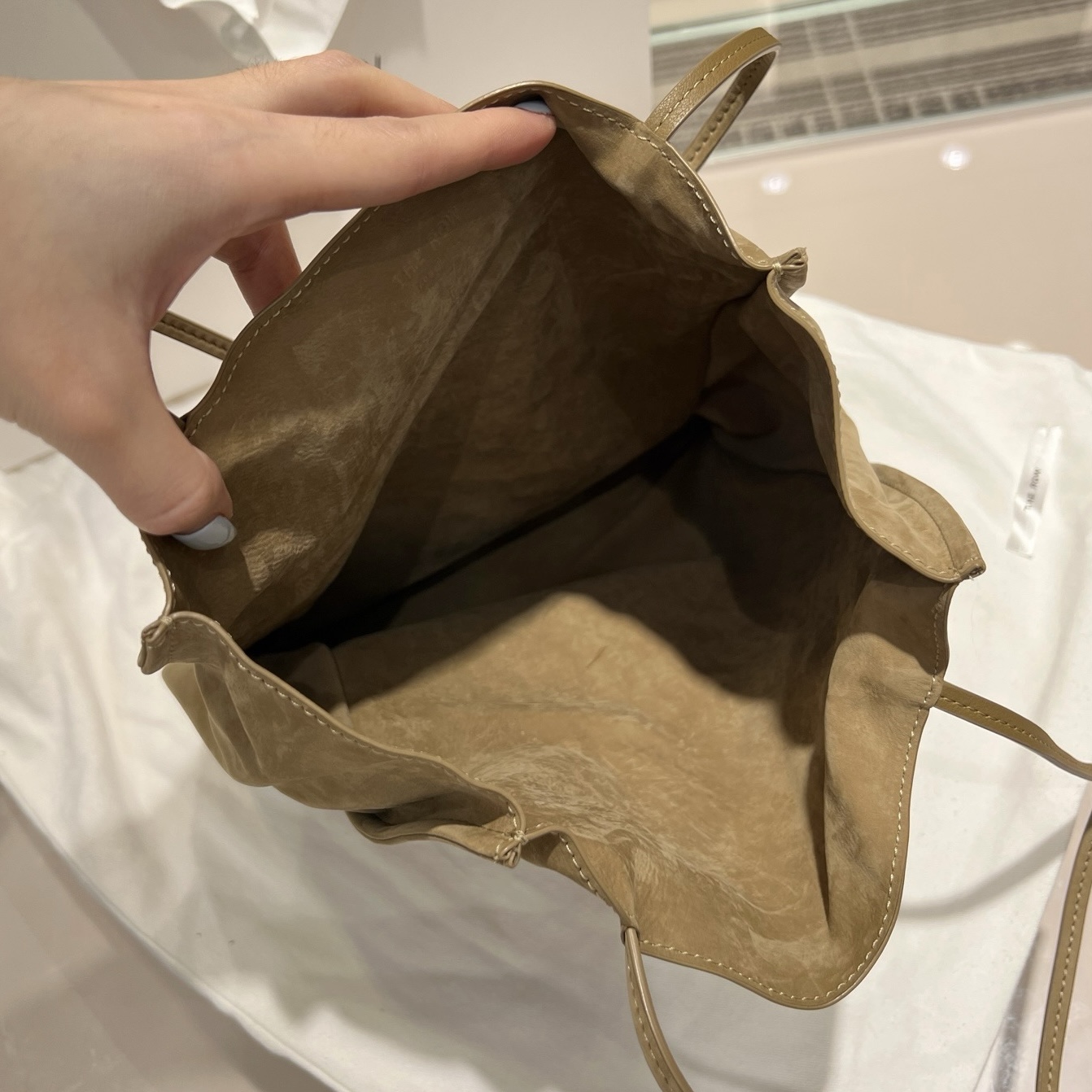 THE ROW Женская сумка to go THE ROW Женская сумка to go