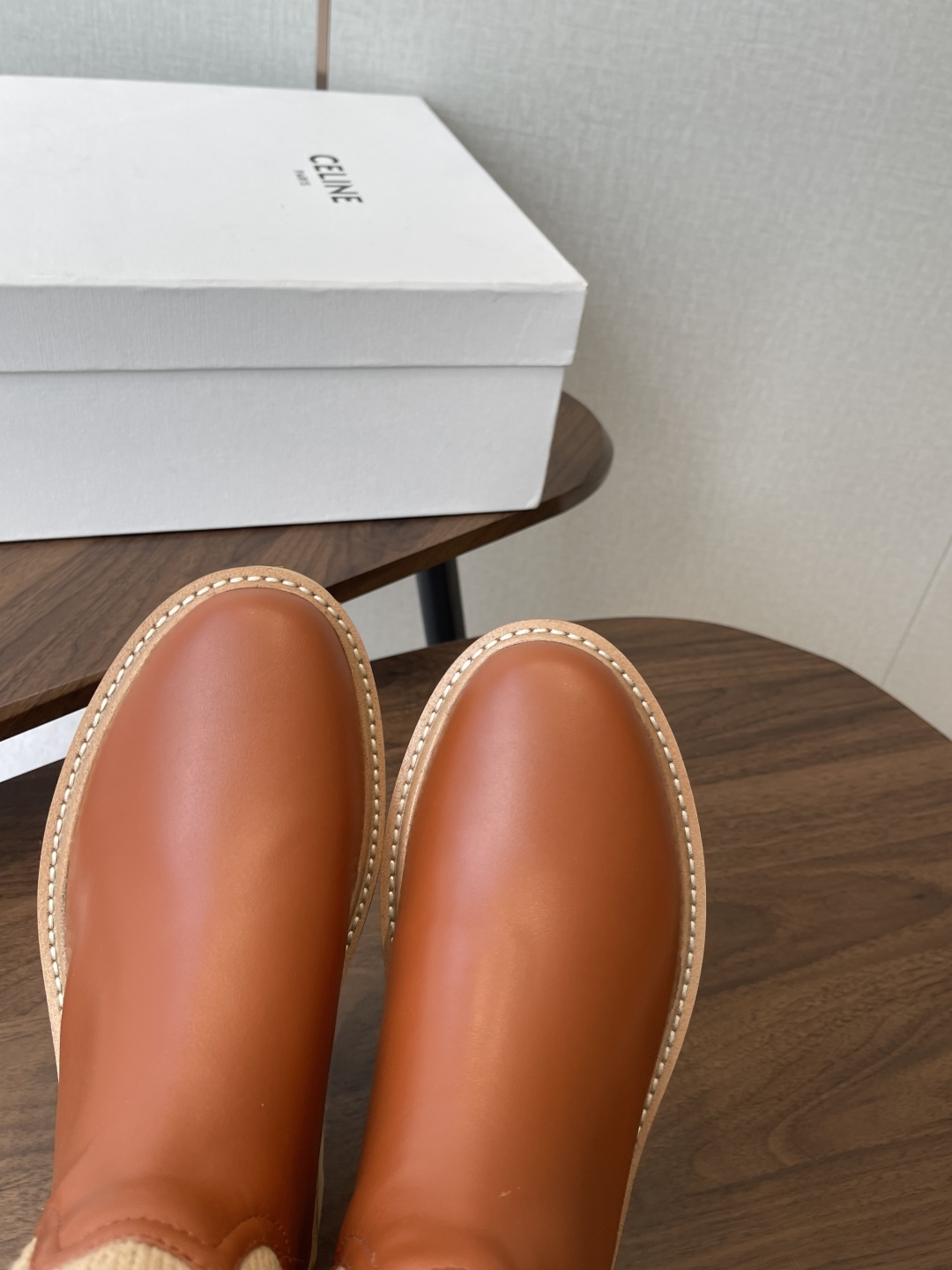 CELINE Женские ботинки из коровьей кожи CELINE Женские ботинки из коровьей кожи