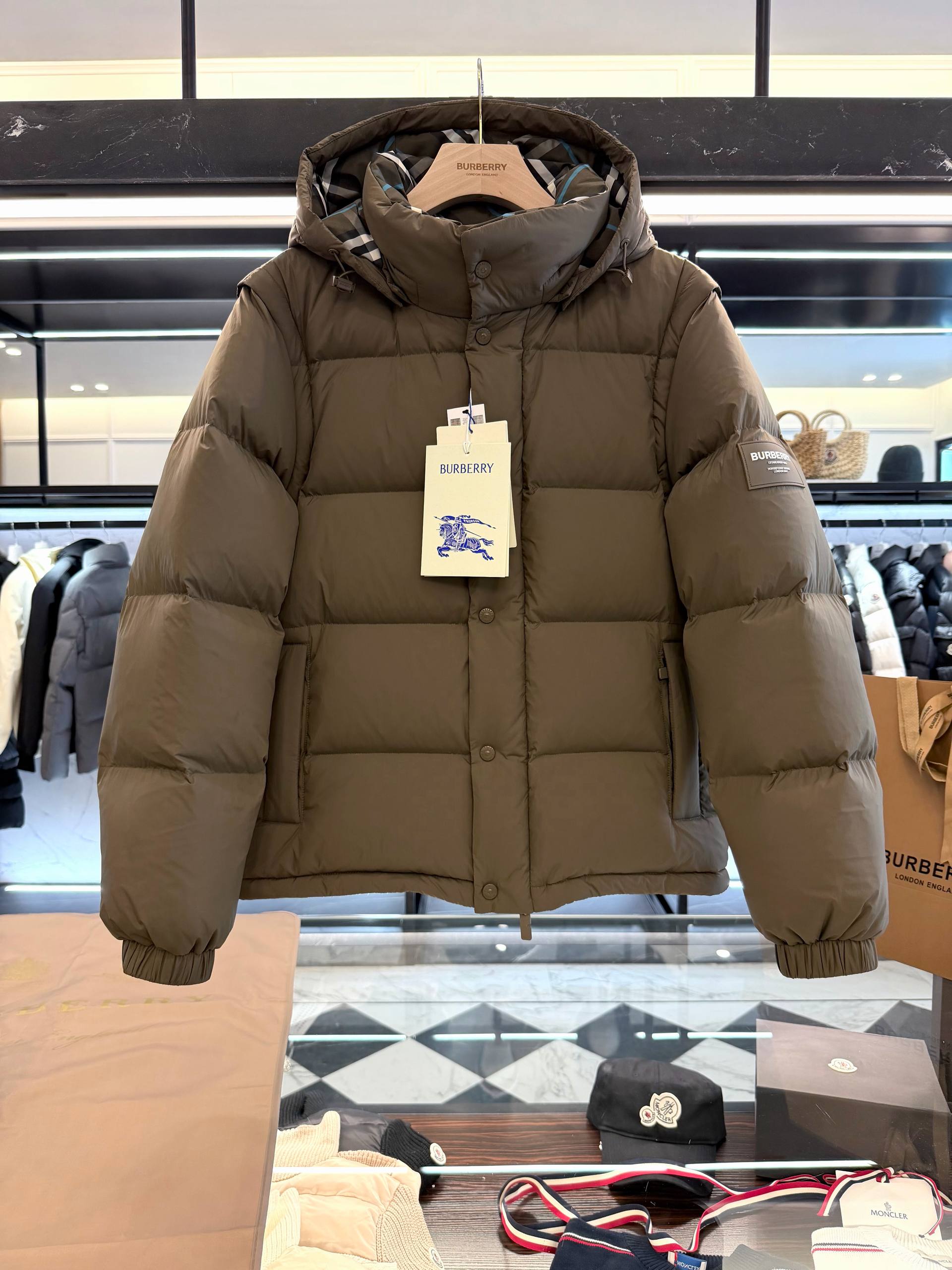 BURBERRY Мужской пуховик с пуховым наполнителем 