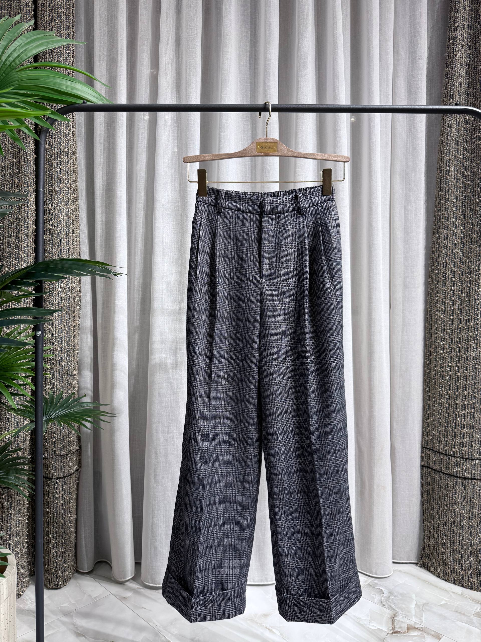 BRUNELLO CUCINELLI Женский классический костюм BRUNELLO CUCINELLI Женский классический костюм